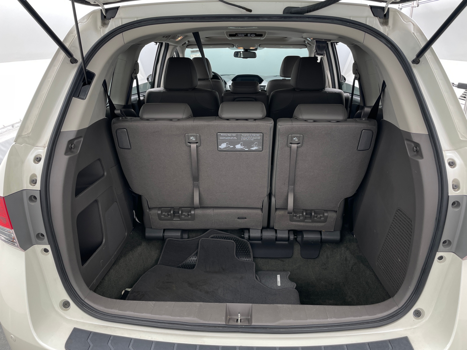 Thumbnail: 2016 Honda Odyssey - 6