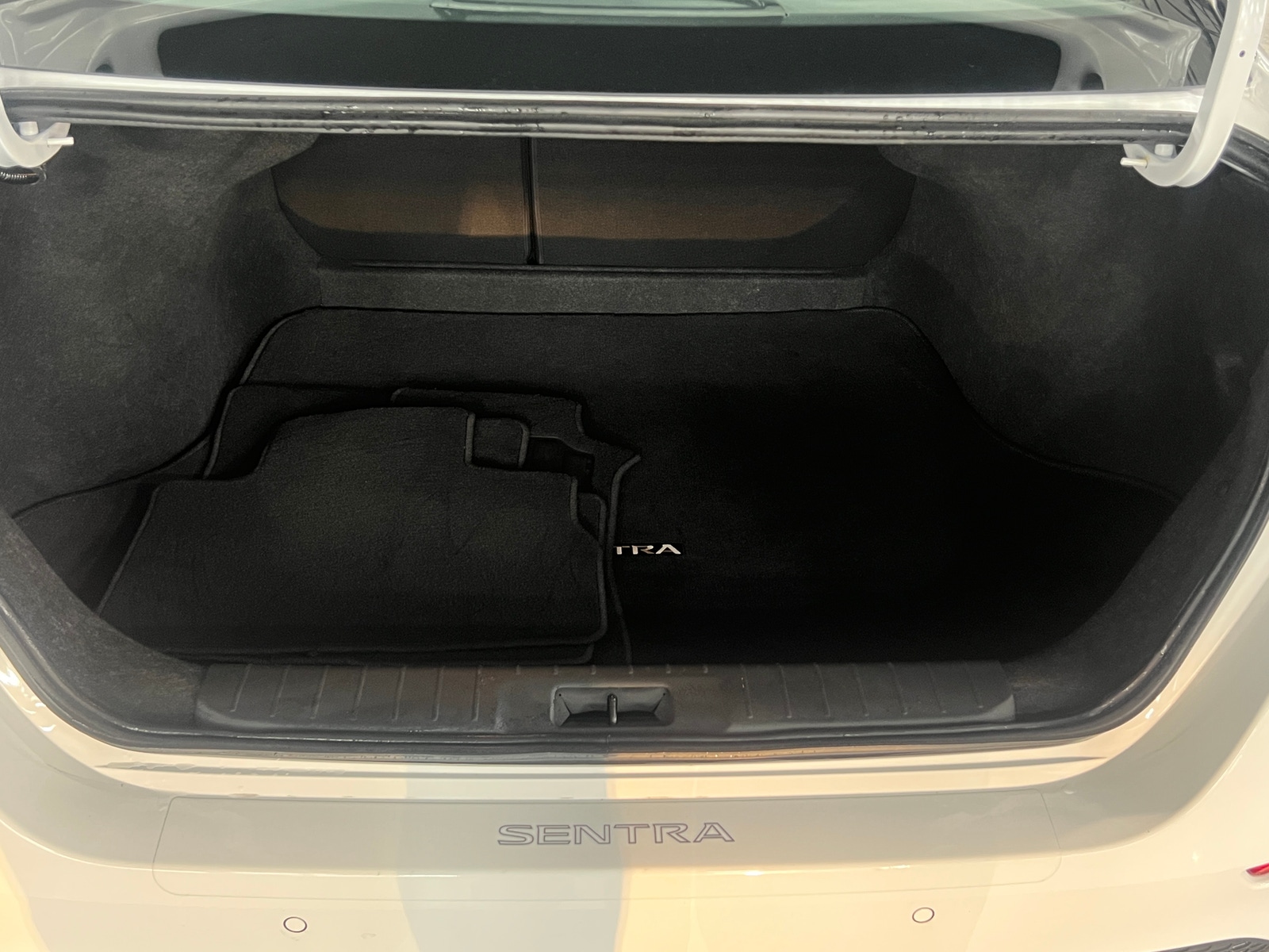 Thumbnail: 2025 Nissan Sentra - 7