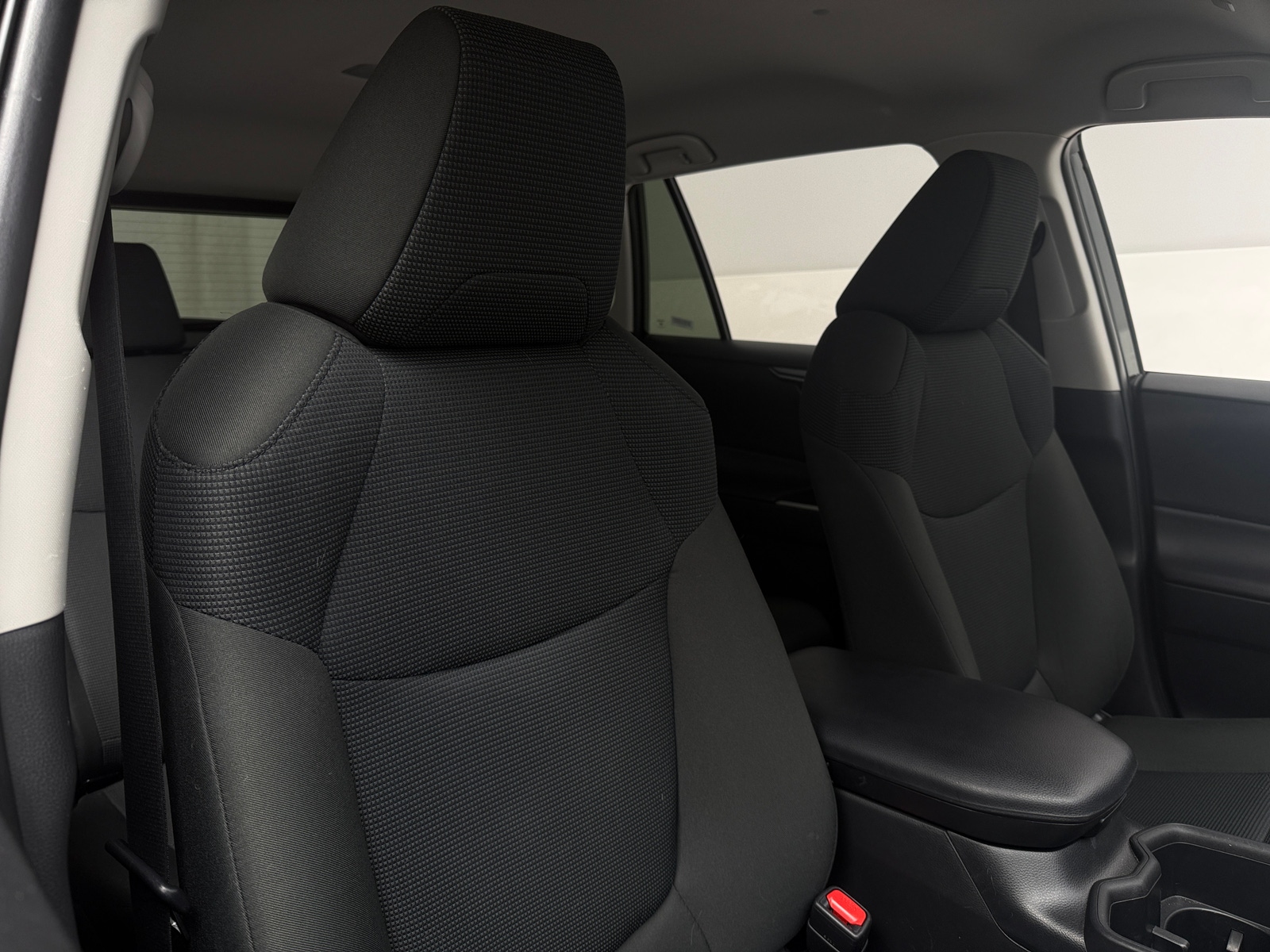 Thumbnail: 2024 Toyota RAV4 - 2