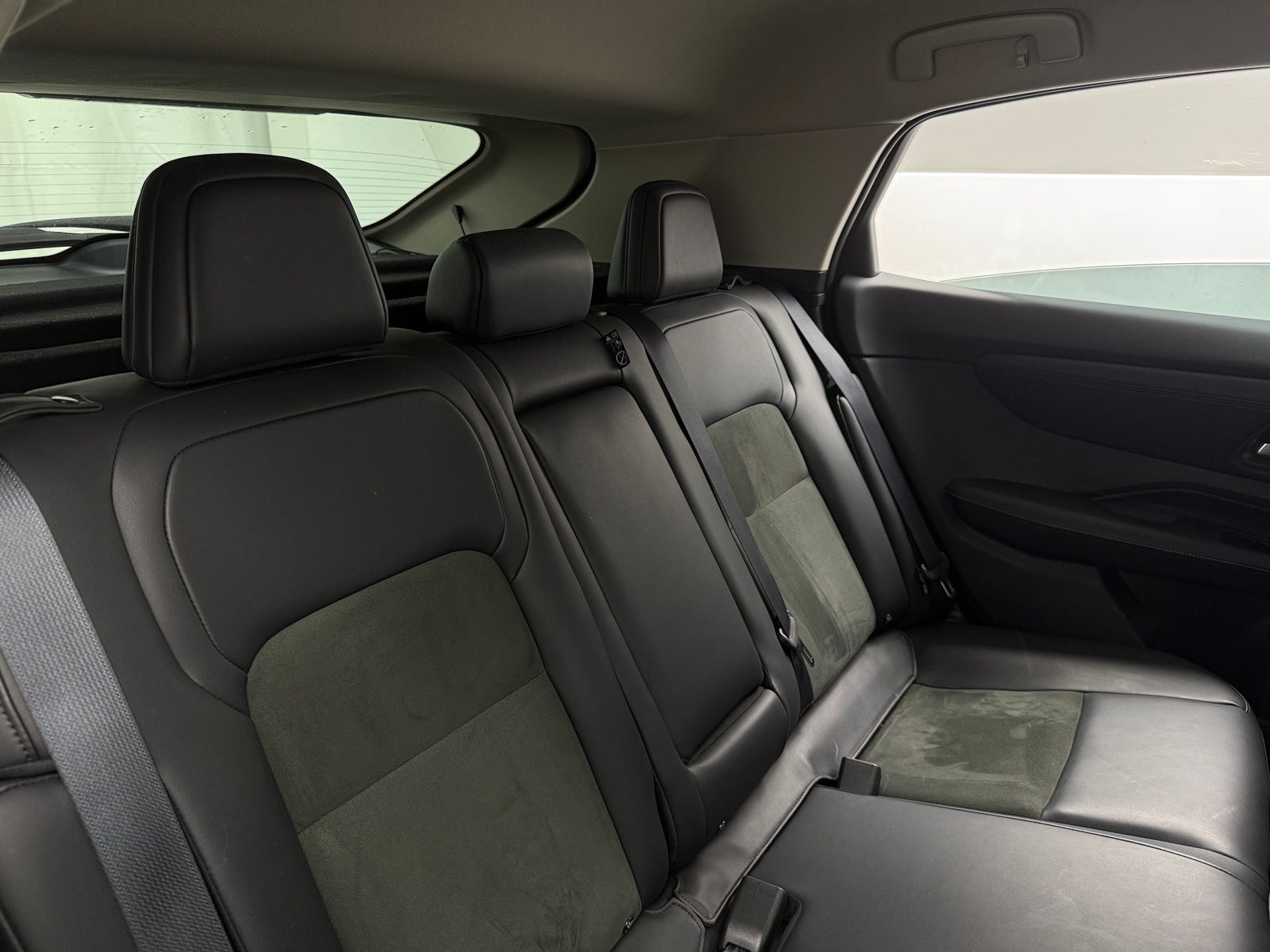 Thumbnail: 2023 Nissan Ariya - 6