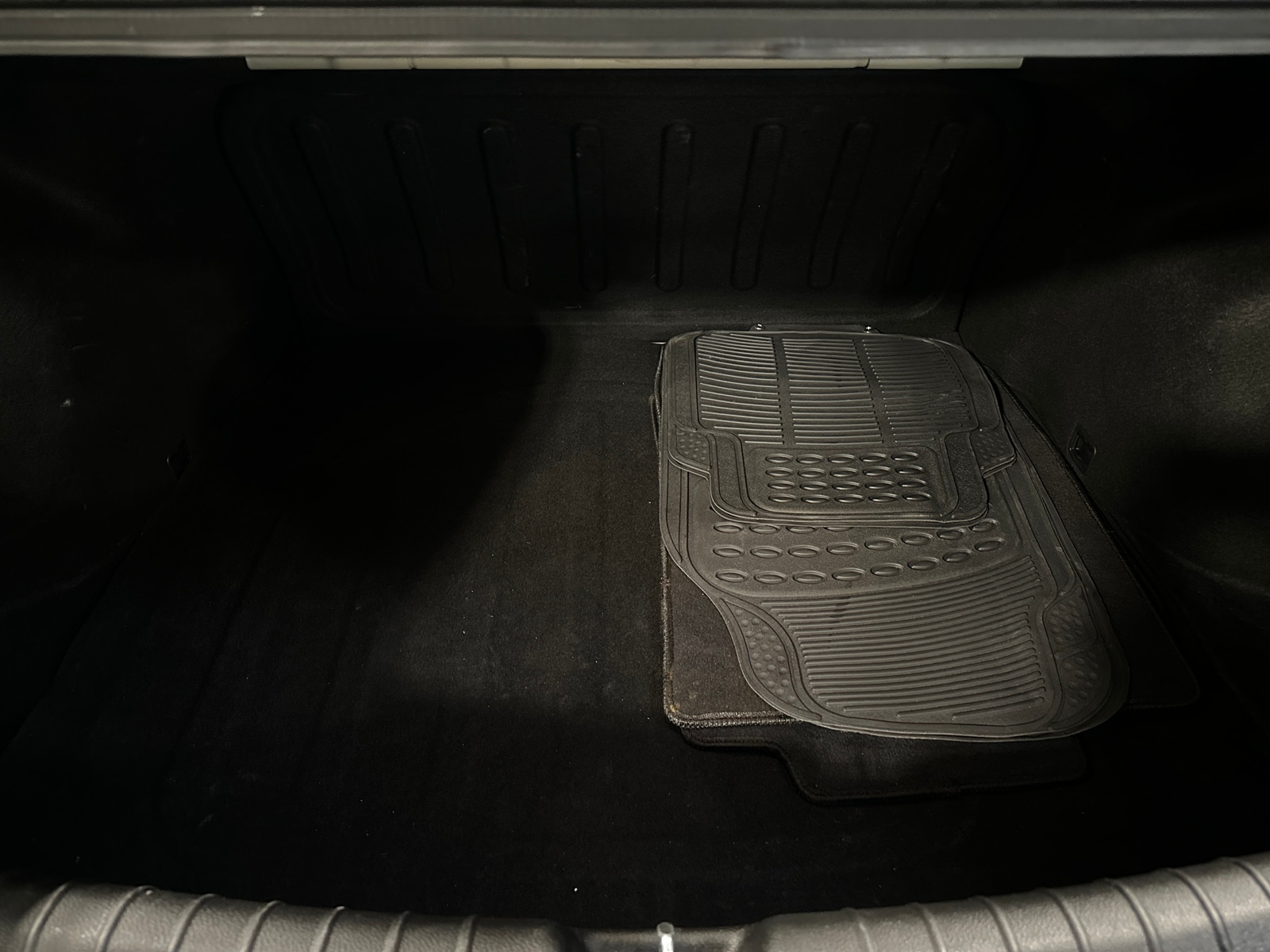 Thumbnail: 2023 Kia Rio - 7