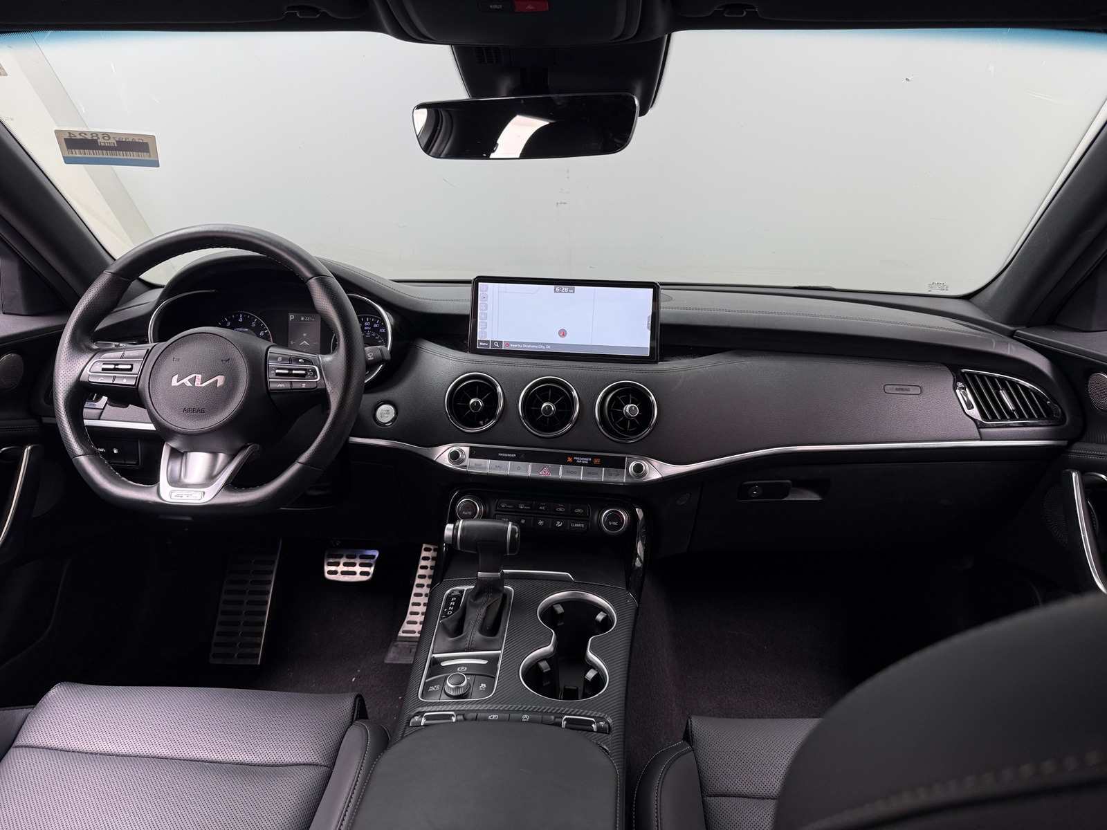 Thumbnail: 2023 Kia Stinger - 2