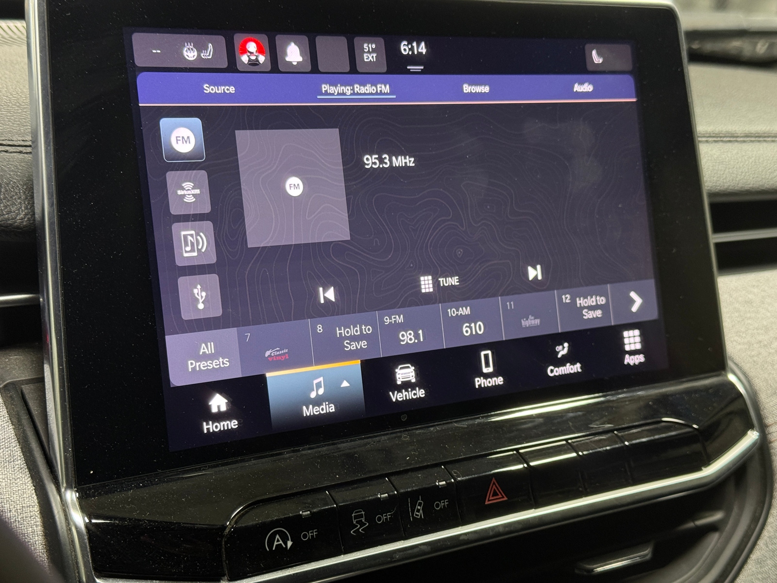 Thumbnail: 2023 Jeep Compass - 3