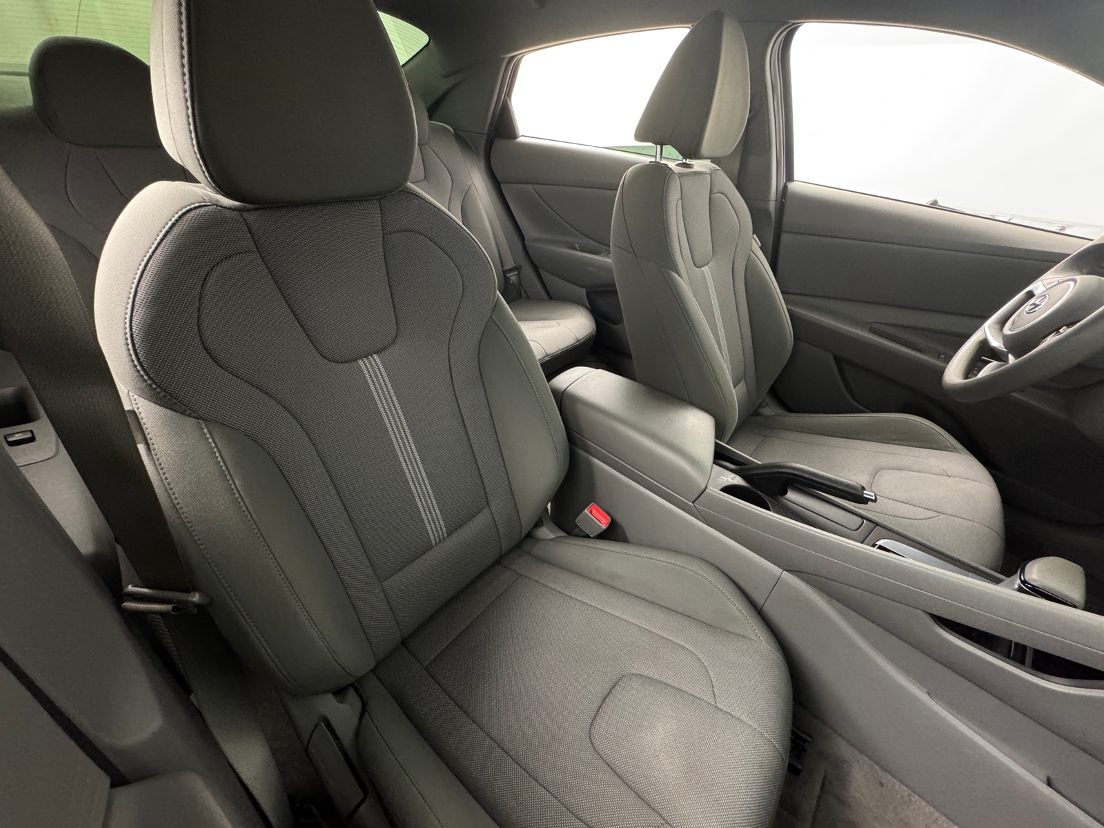 Thumbnail: 2023 Hyundai Elantra - 2