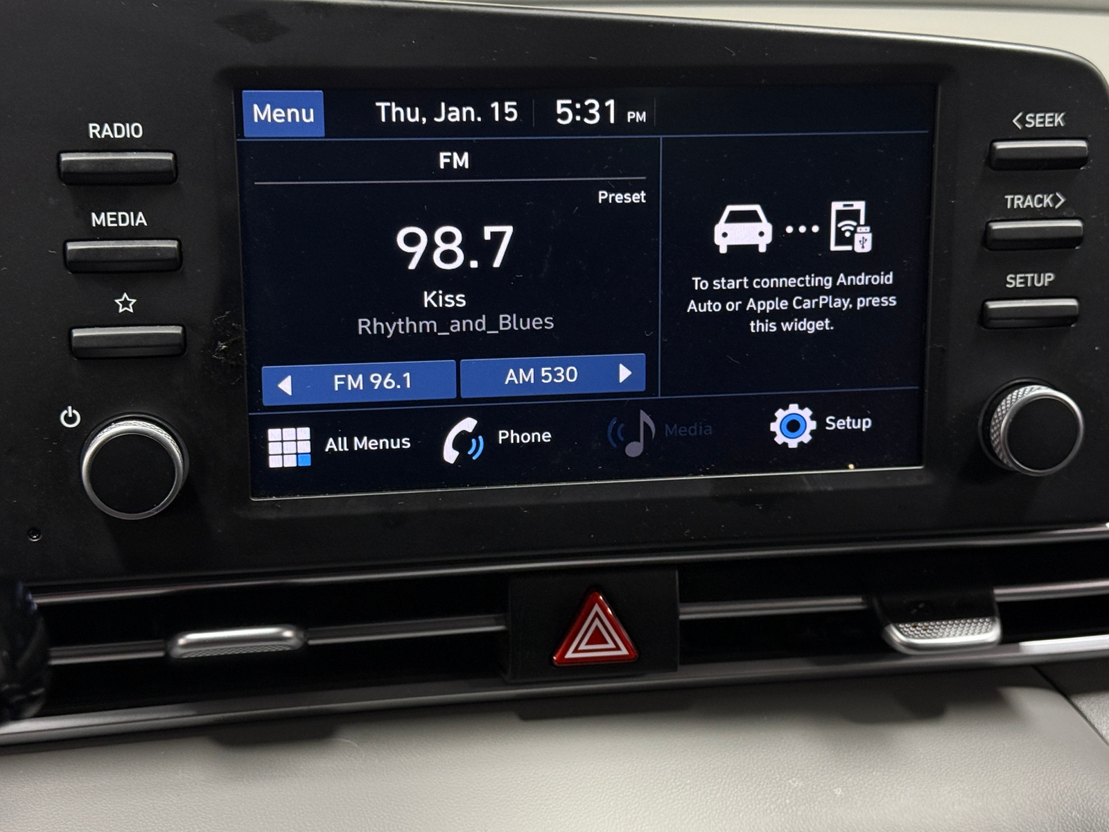 Thumbnail: 2023 Hyundai Elantra - 4