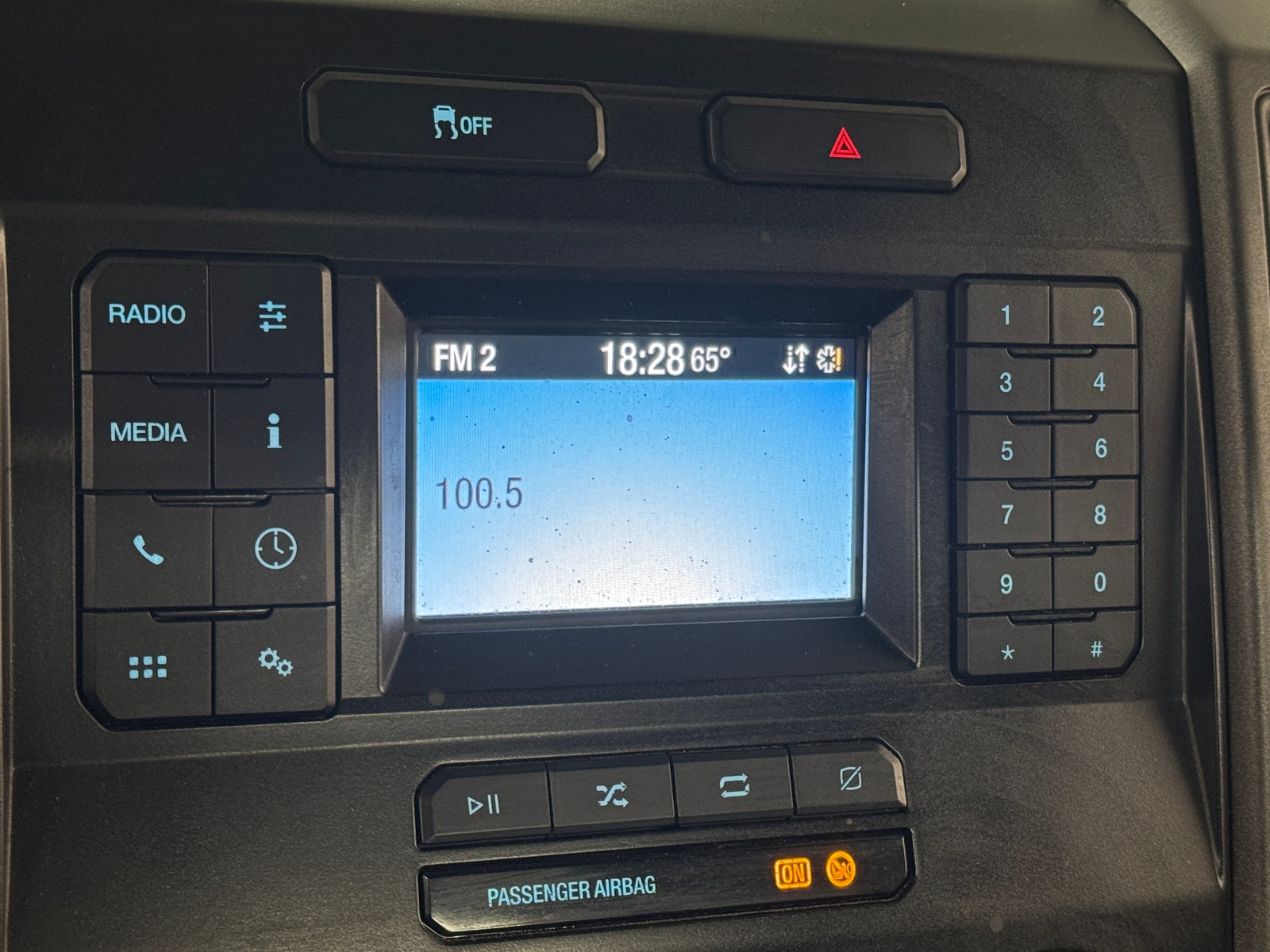 Thumbnail: 2022 Ford Econoline - 4