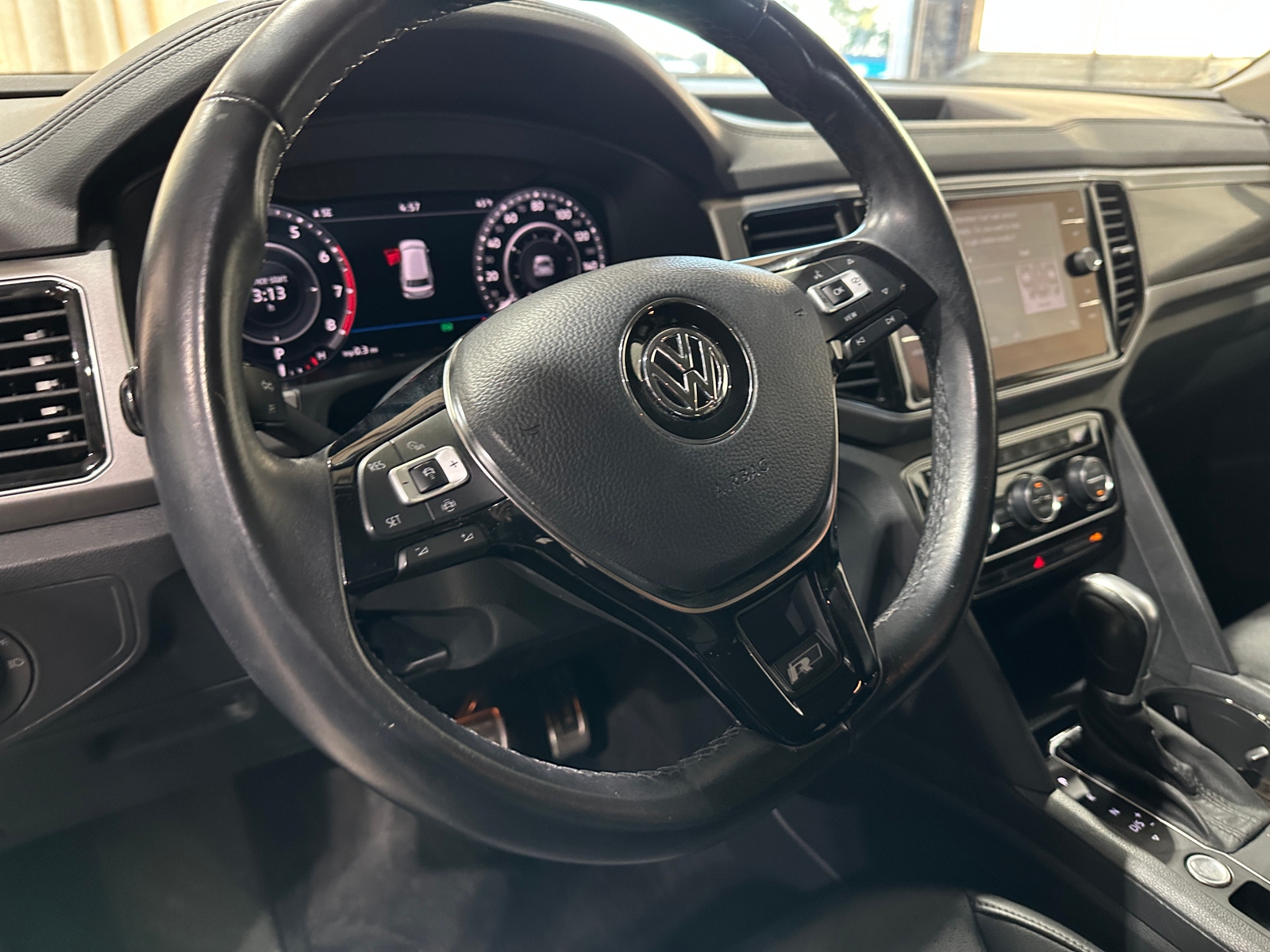 Thumbnail: 2019 Volkswagen Atlas - 4