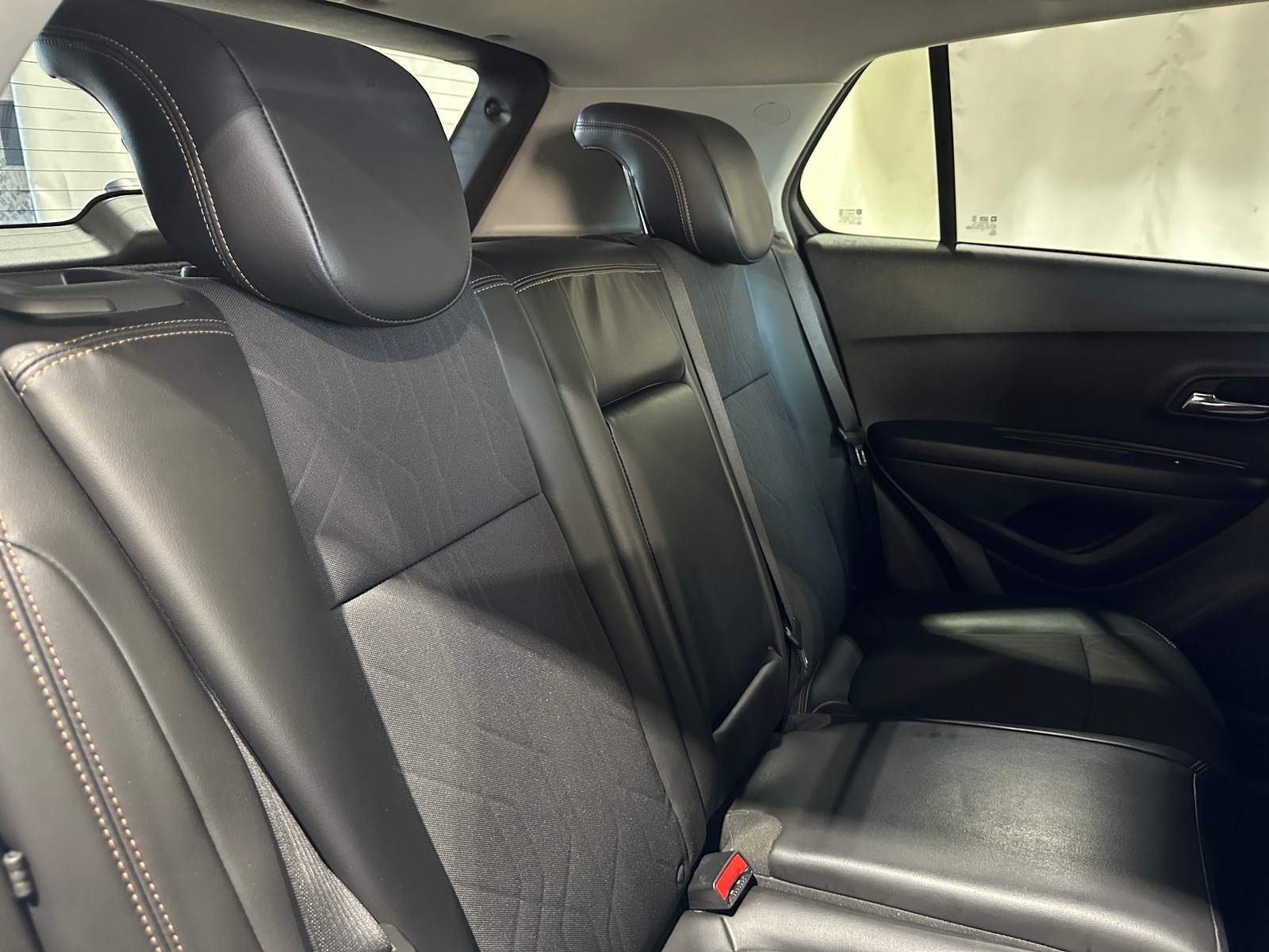 Thumbnail: 2022 Chevrolet Trax - 6