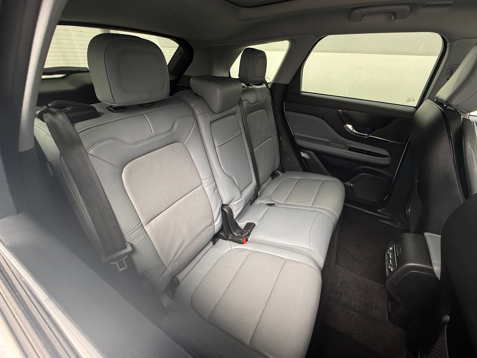 Thumbnail: 2022 Lincoln Corsair - 5