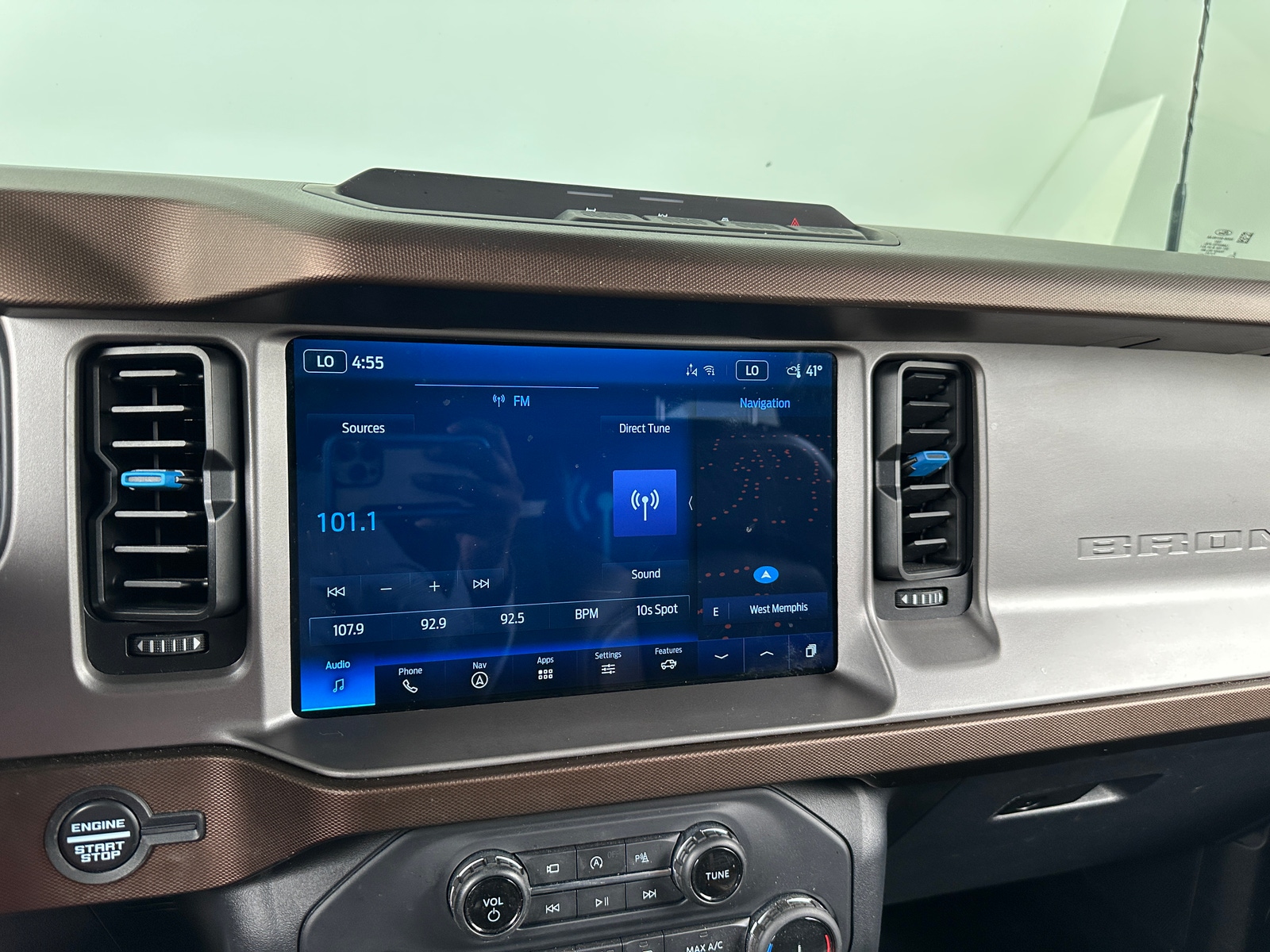 Thumbnail: 2022 Ford Bronco - 4