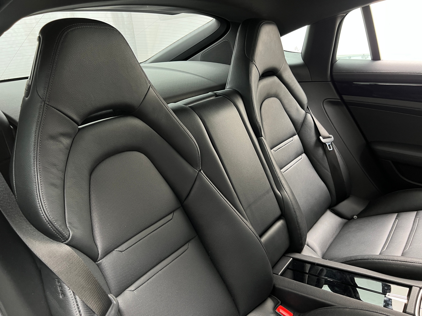 Thumbnail: 2018 Porsche Panamera - 5