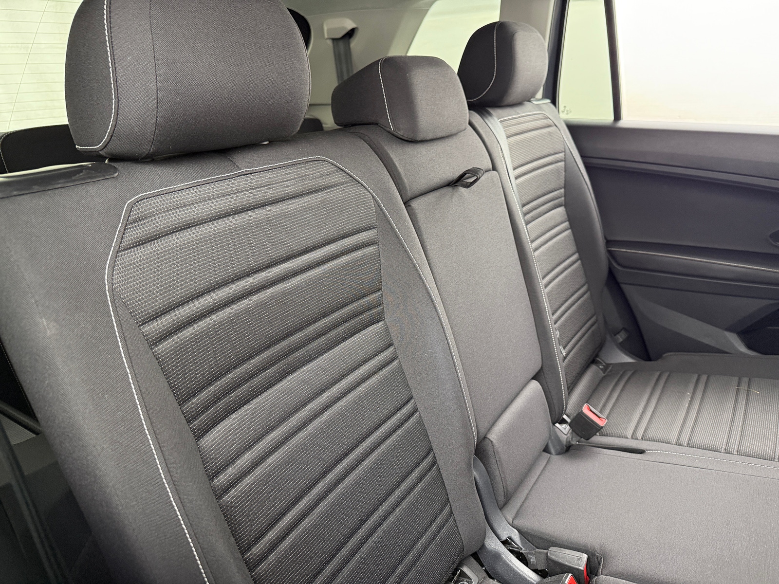 Thumbnail: 2024 Volkswagen Tiguan - 6