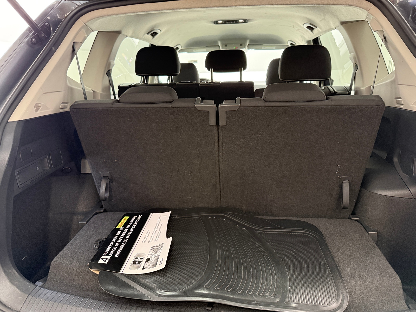 Thumbnail: 2024 Volkswagen Tiguan - 7