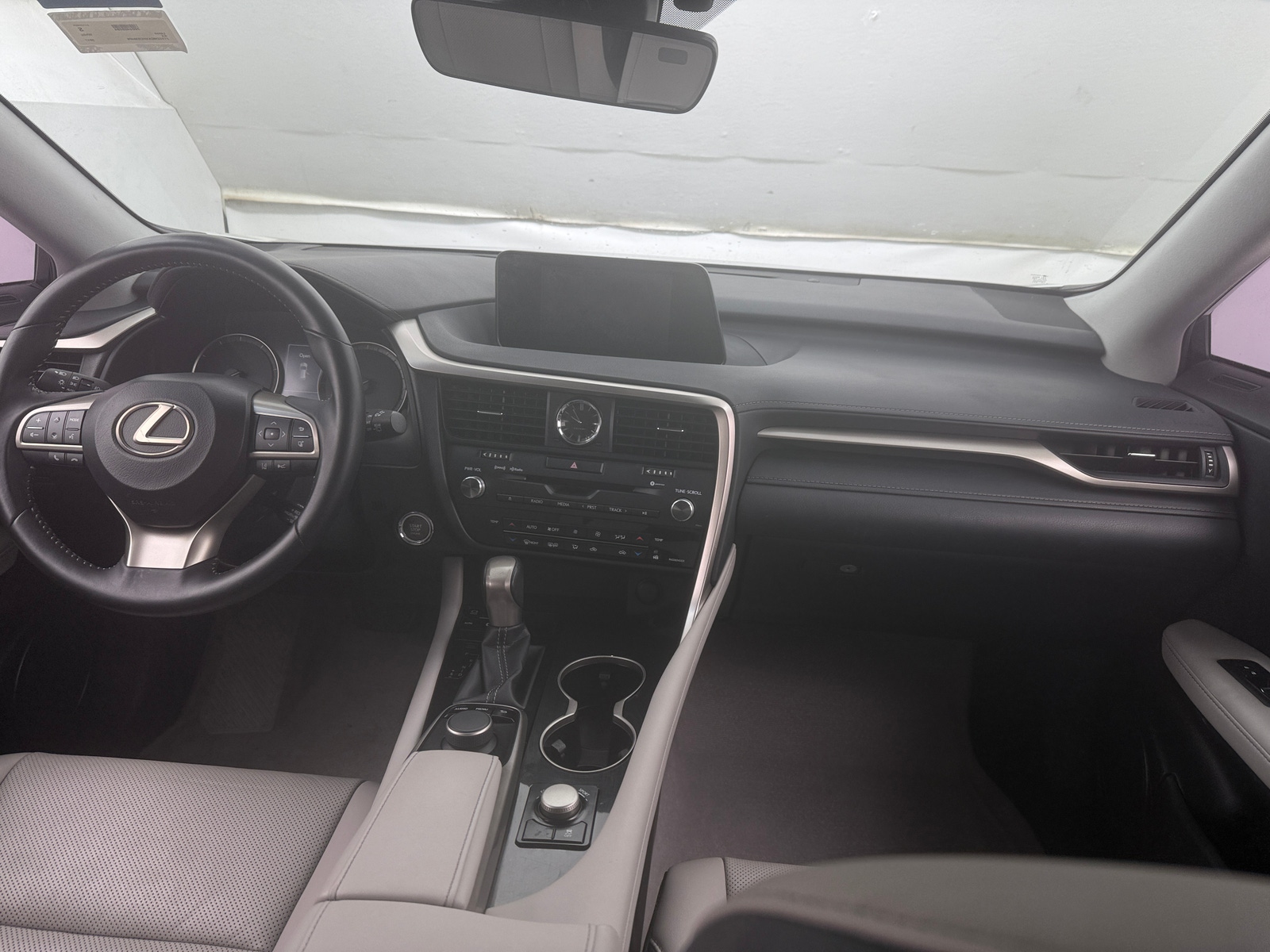 Thumbnail: 2017 Lexus RX - 3