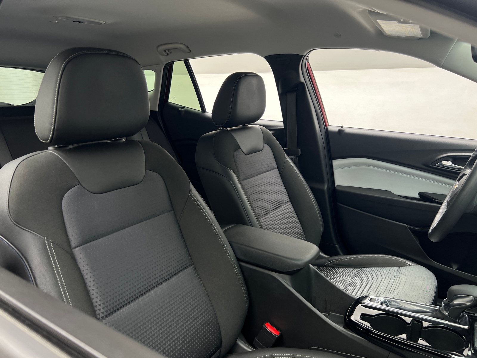 Thumbnail: 2025 Chevrolet Trax - 2