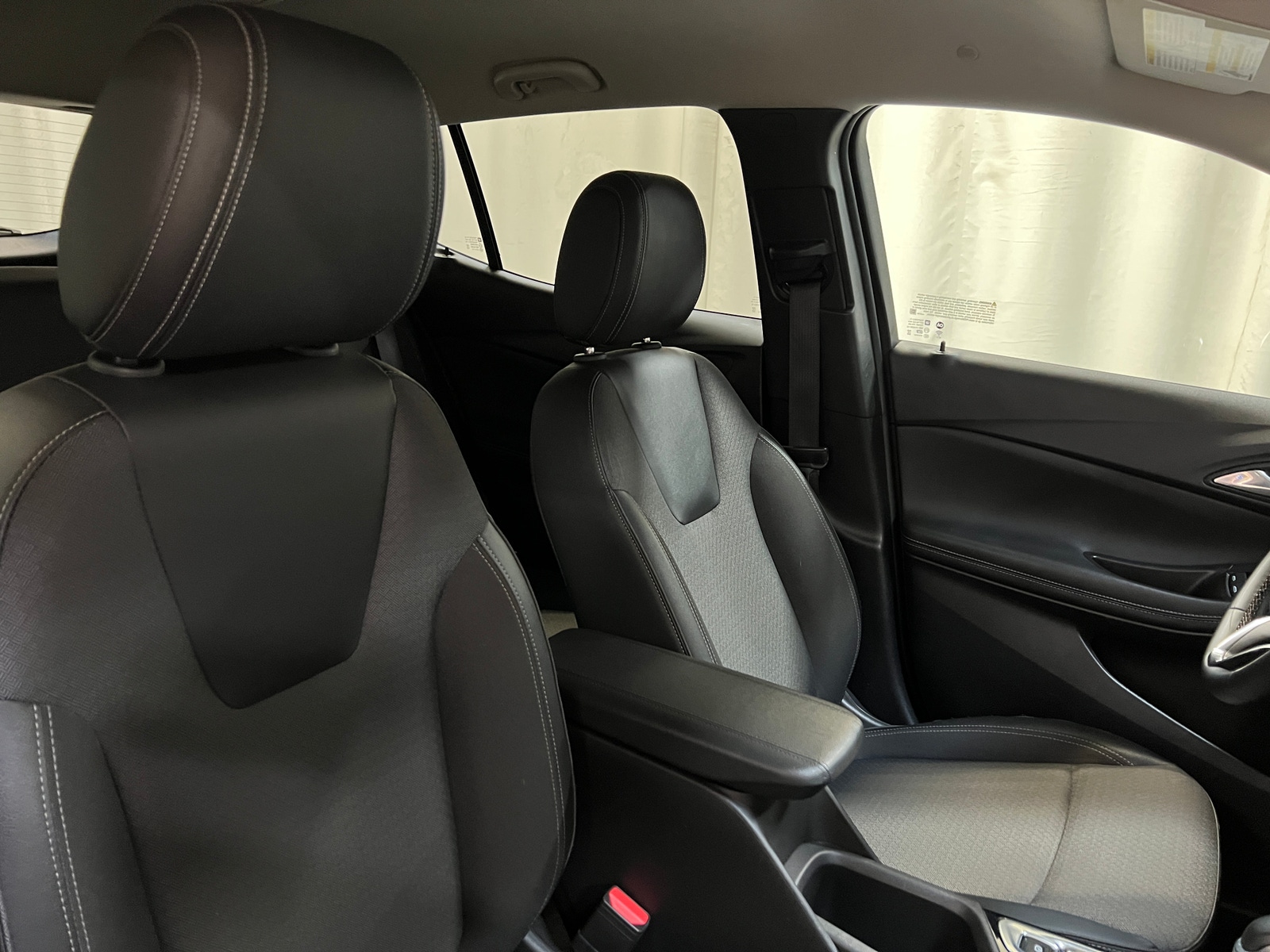 Thumbnail: 2025 Buick Encore GX - 2