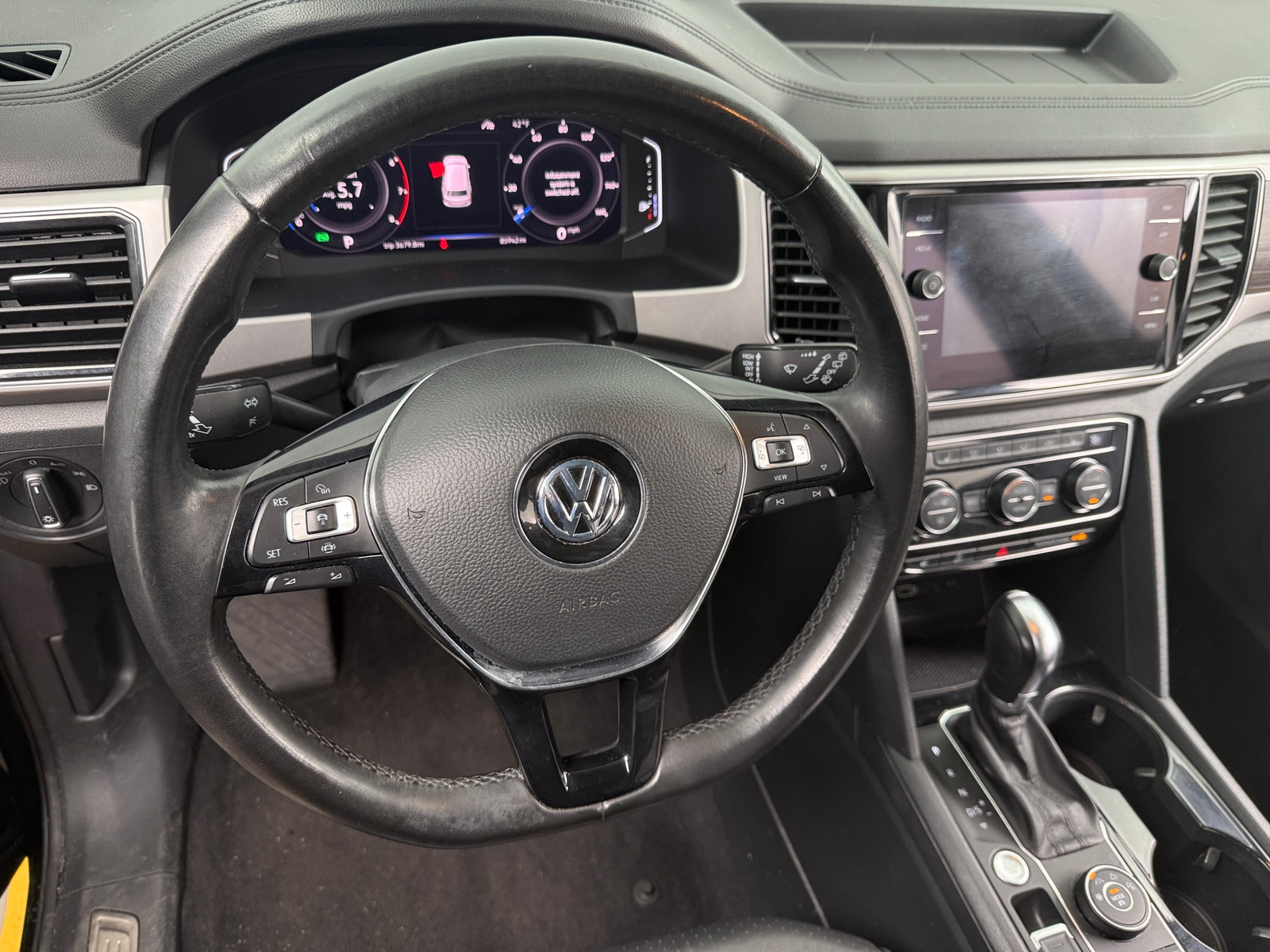 Thumbnail: 2019 Volkswagen Atlas - 4
