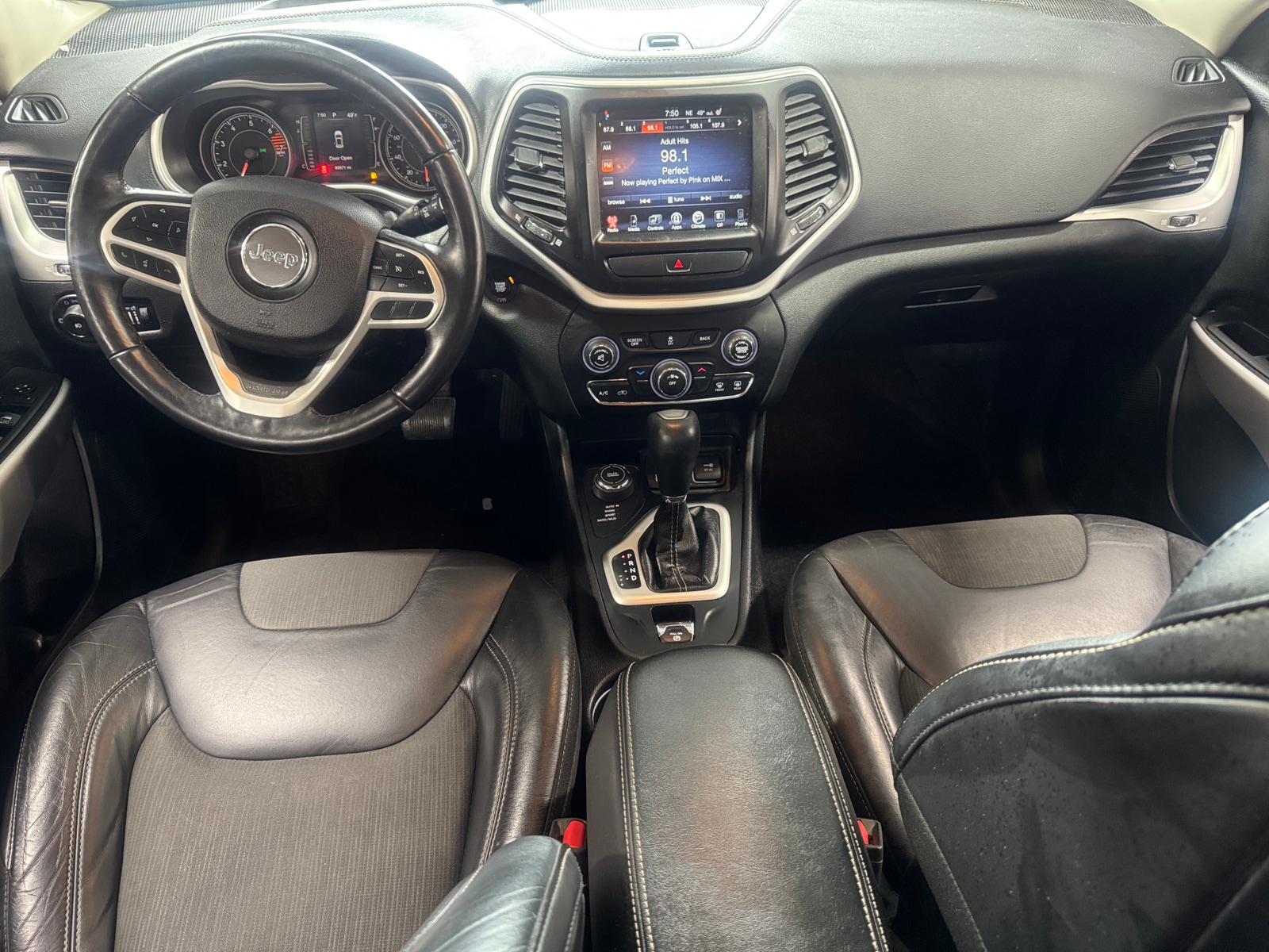 Thumbnail: 2018 Jeep Cherokee - 2