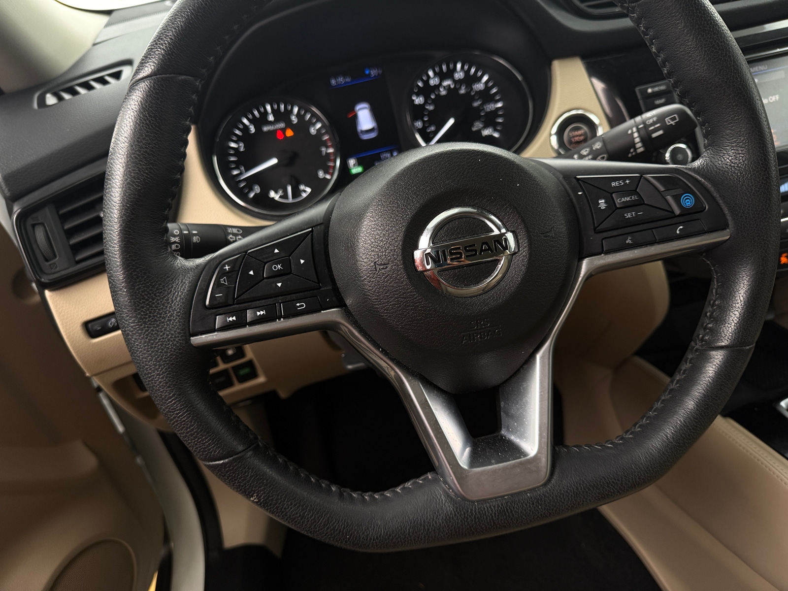 Thumbnail: 2020 Nissan Rogue - 4