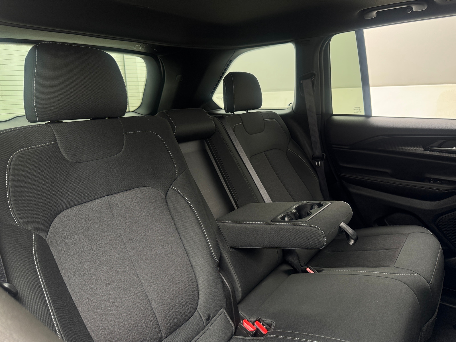 Thumbnail: 2025 Jeep Grand Cherokee - 6