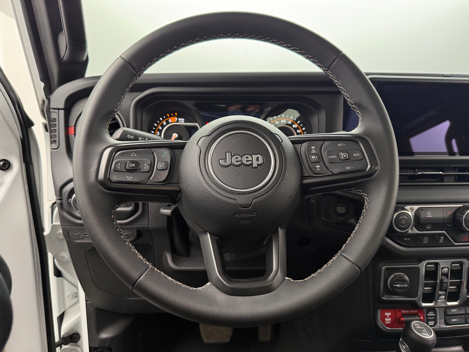 Thumbnail: 2025 Jeep Wrangler - 5