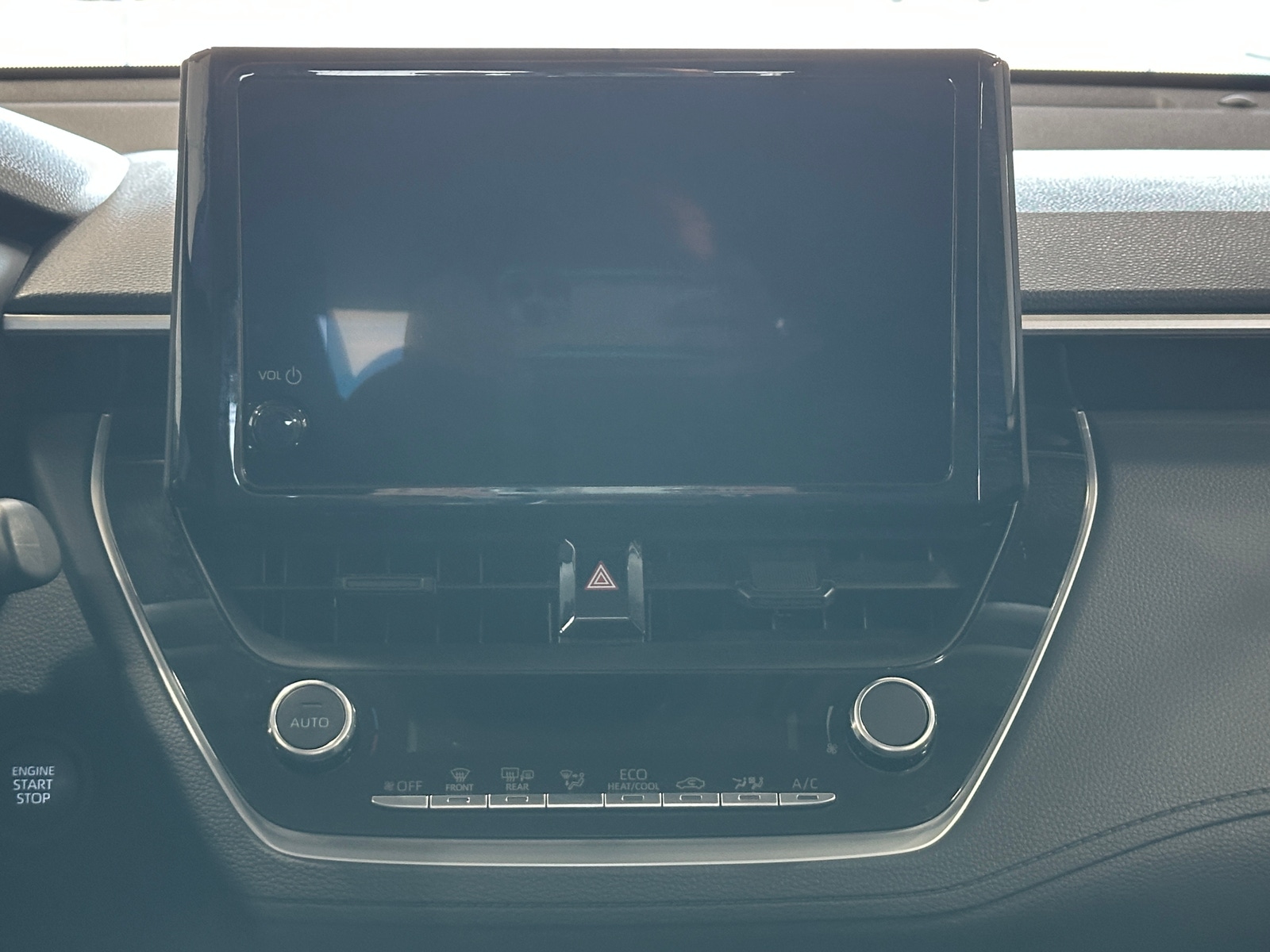 Thumbnail: 2025 Toyota Corolla Cross - 4