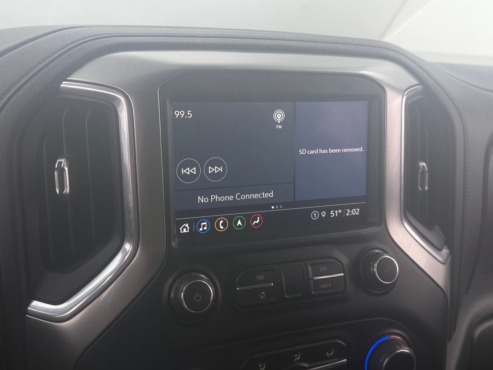 Thumbnail: 2021 Chevrolet Silverado 1500 - 3