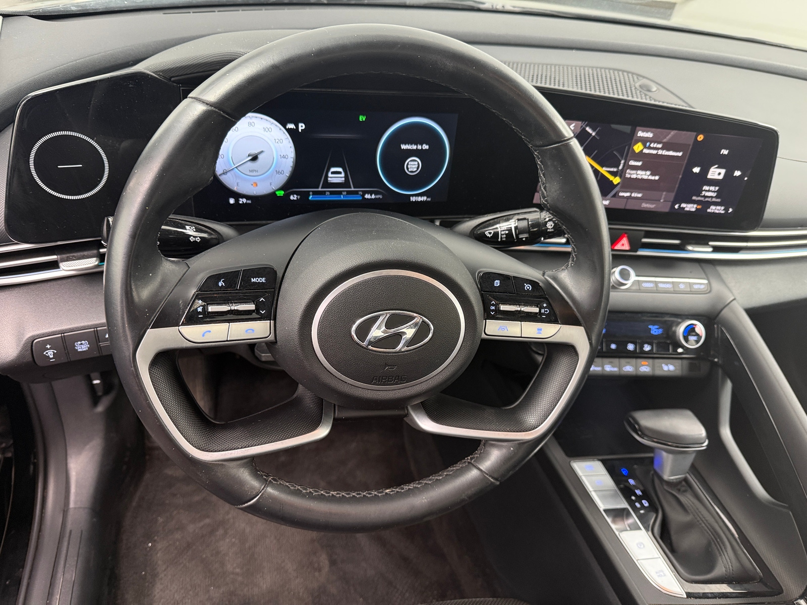 Thumbnail: 2022 Hyundai Elantra - 4