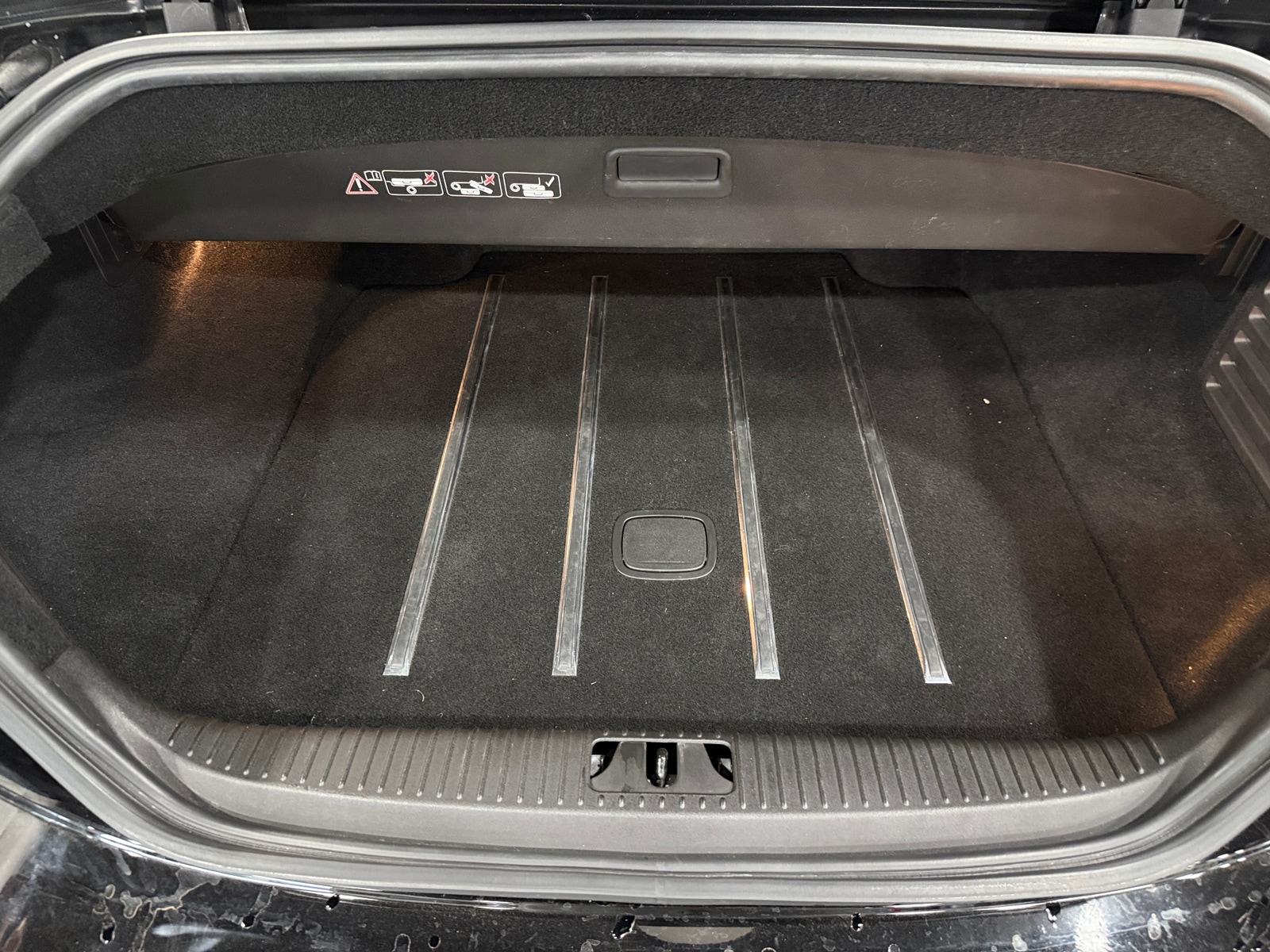 Thumbnail: 2010 Jaguar XK - 6