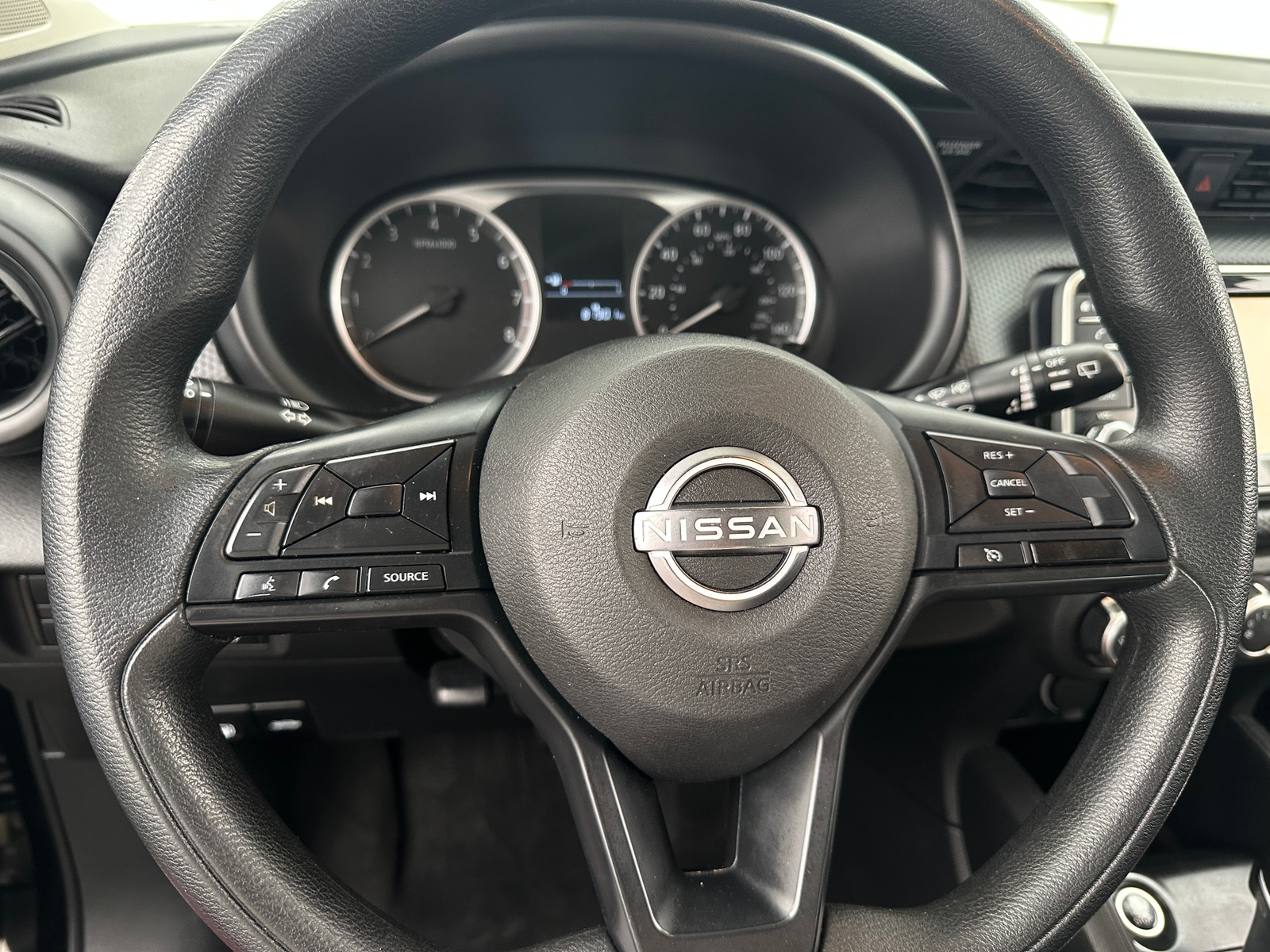 Thumbnail: 2023 Nissan Kicks - 5