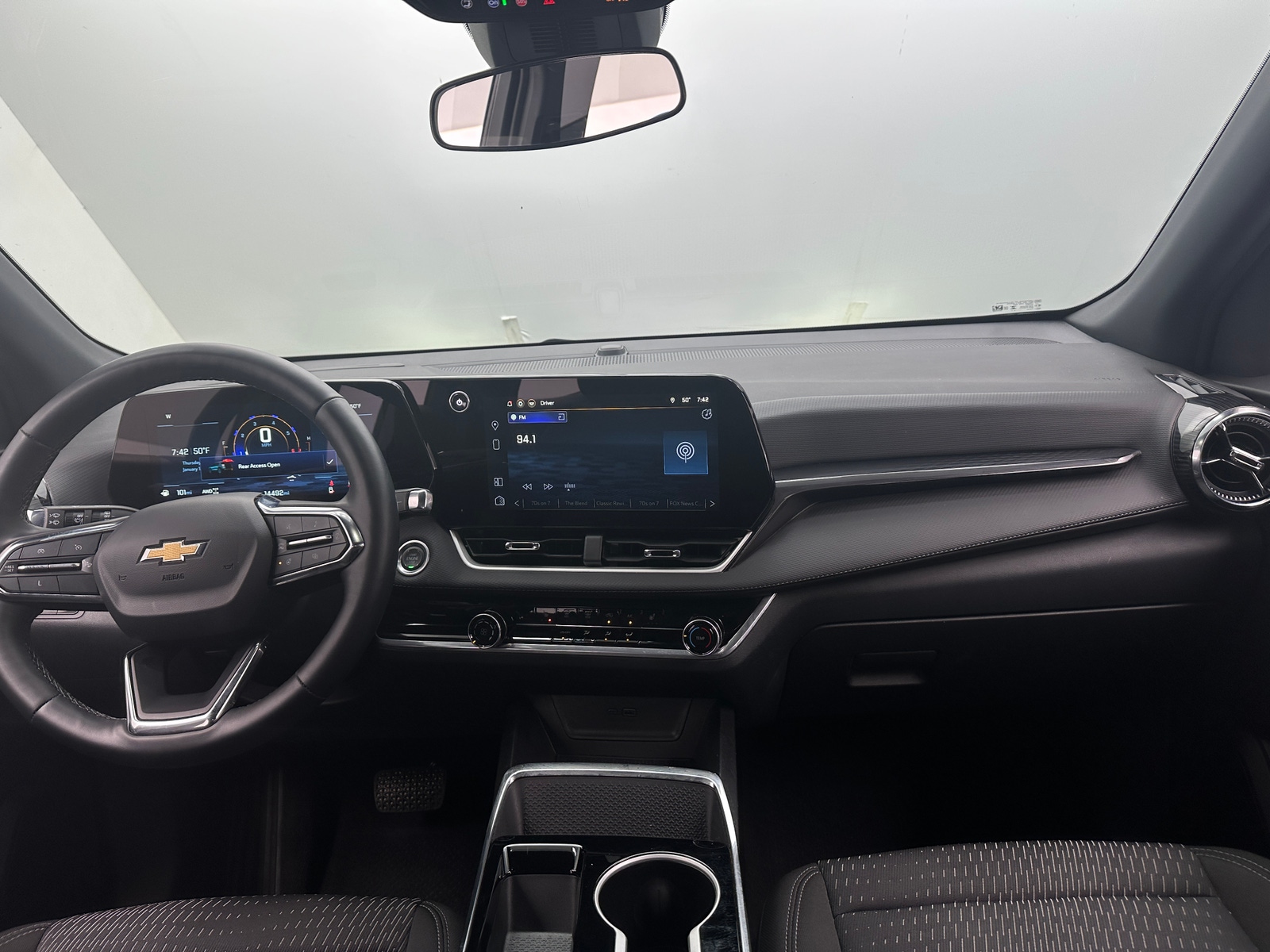 Thumbnail: 2025 Chevrolet Equinox - 3