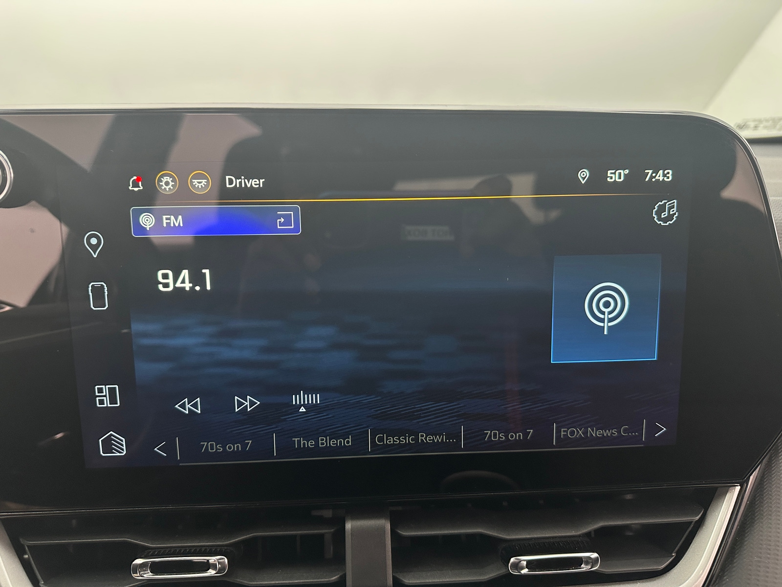 Thumbnail: 2025 Chevrolet Equinox - 4