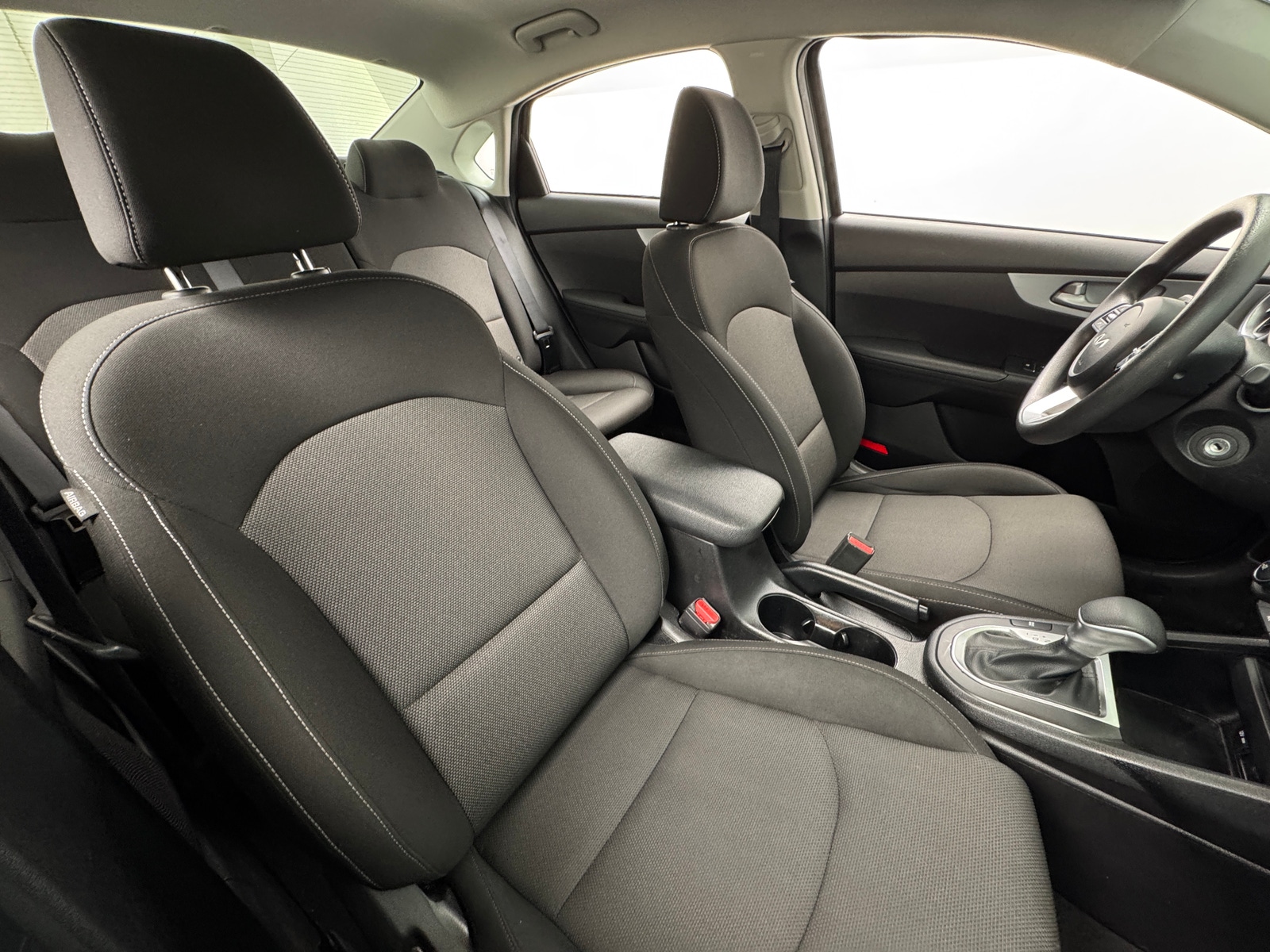 Thumbnail: 2023 Kia Forte - 2