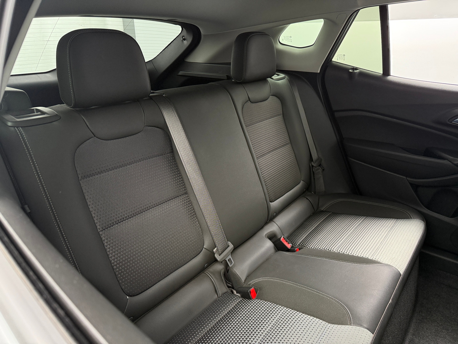 Thumbnail: 2025 Chevrolet Trax - 6