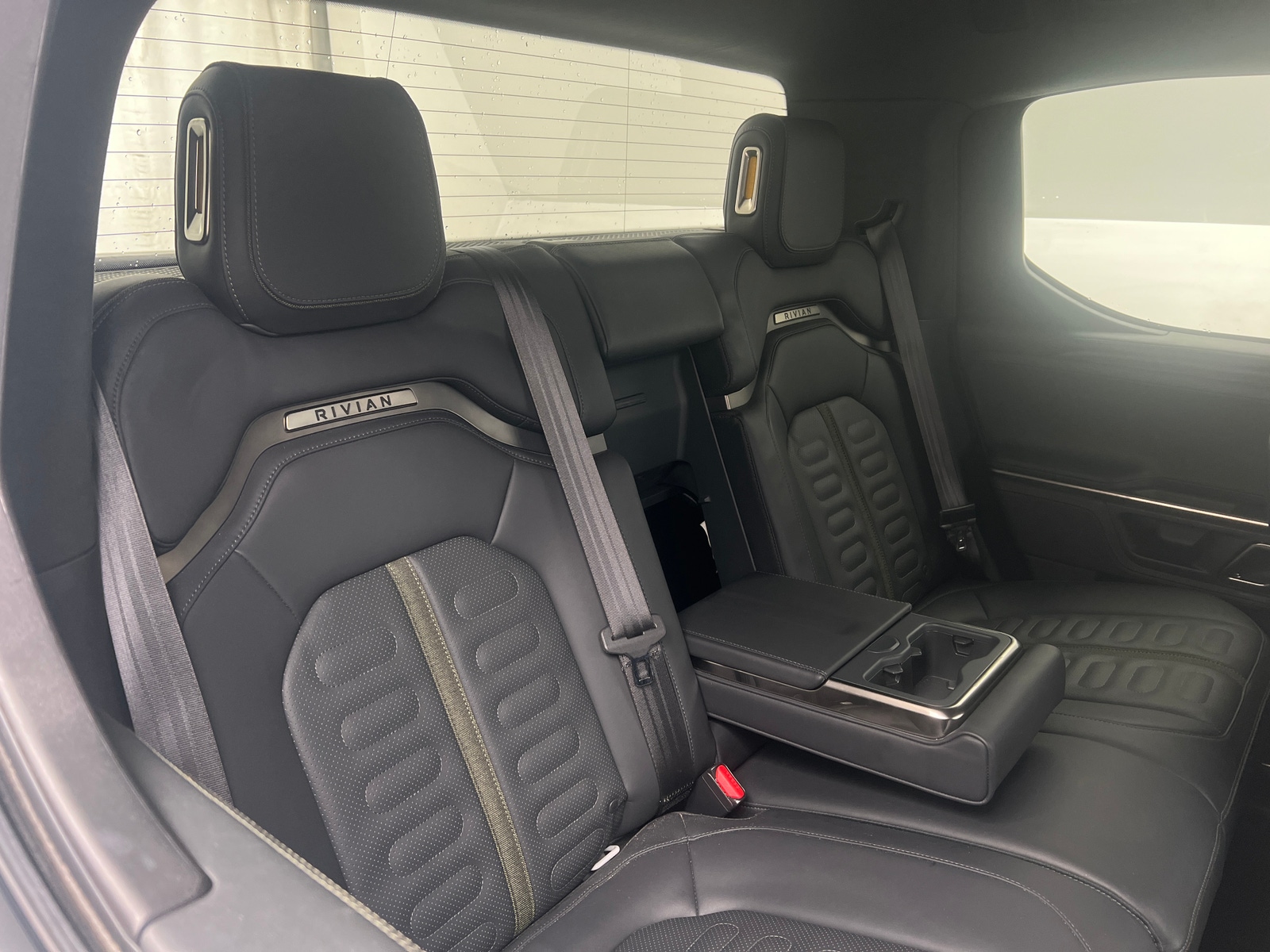 Thumbnail: 2023 Rivian R1T - 5