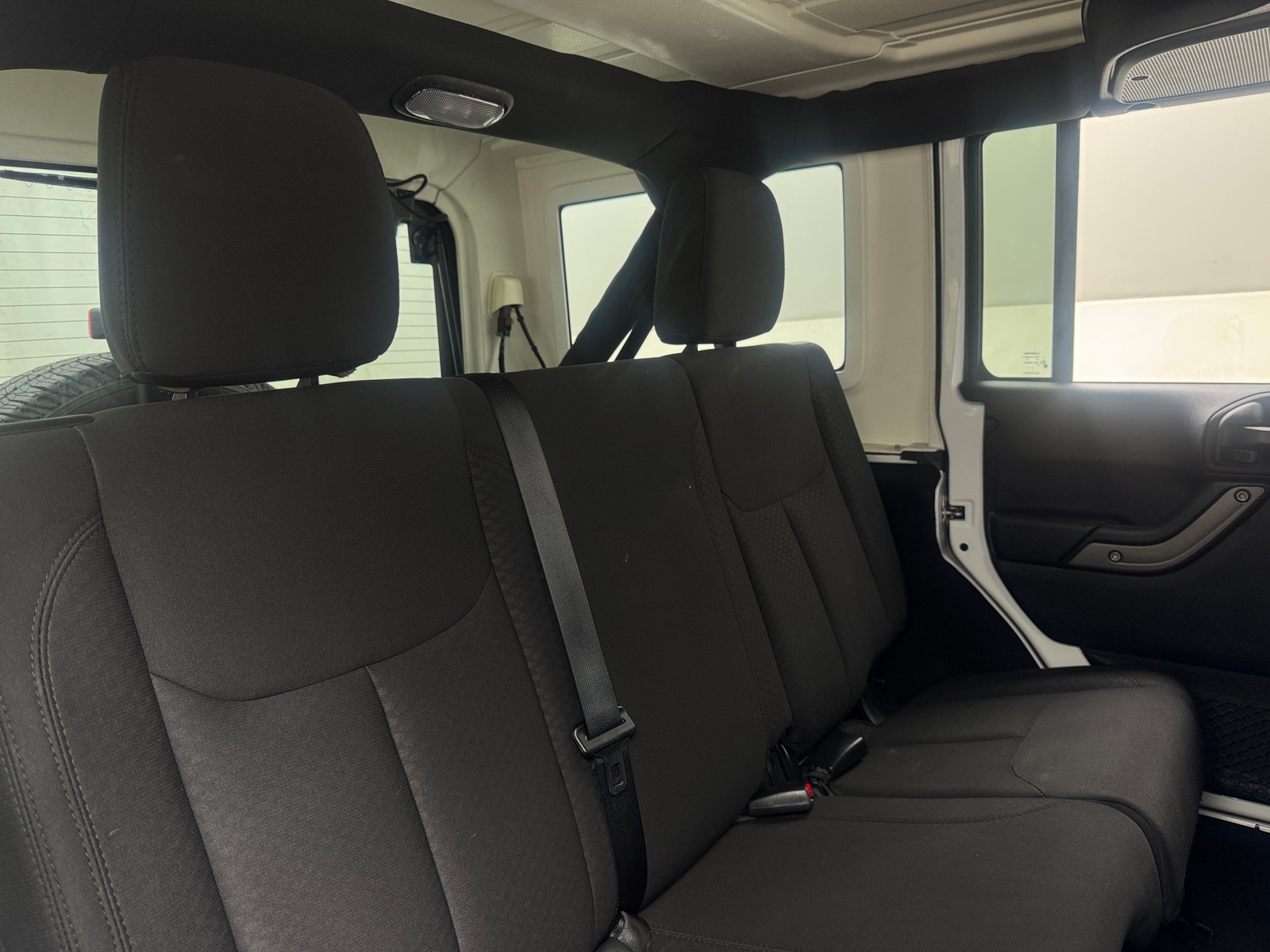 Thumbnail: 2018 Jeep Wrangler - 6