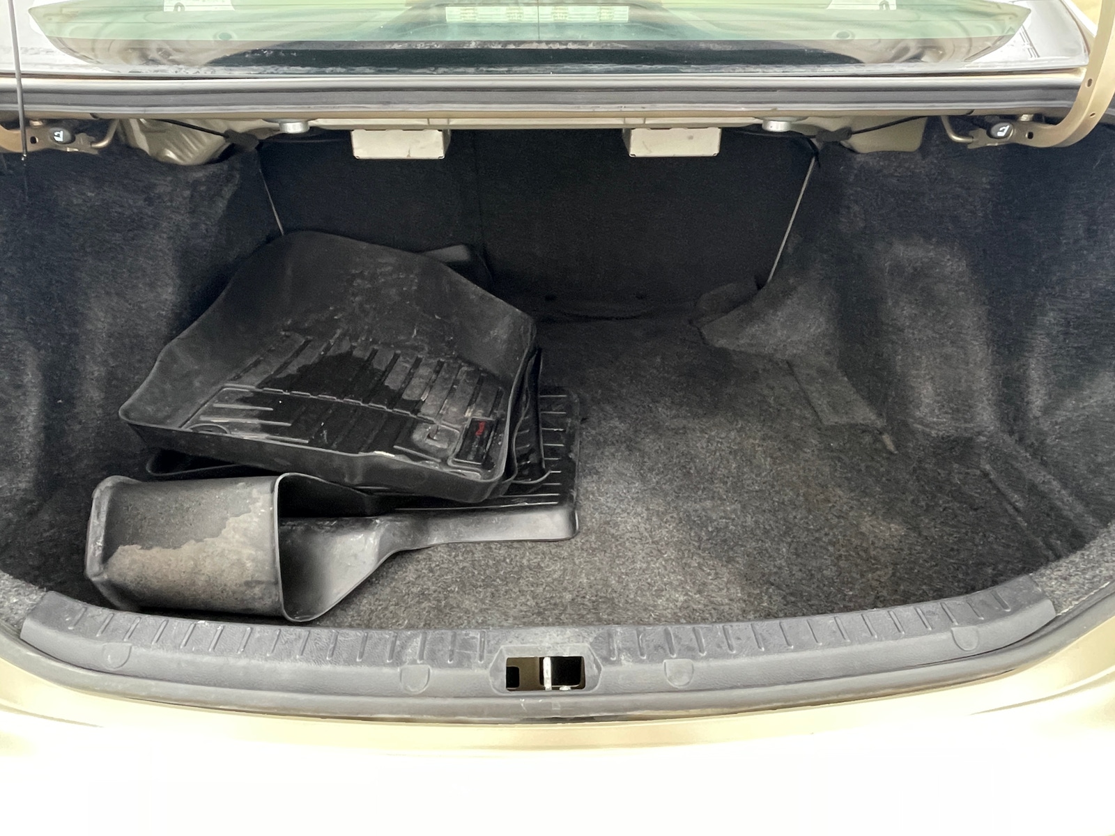 Thumbnail: 2013 Toyota Corolla - 6