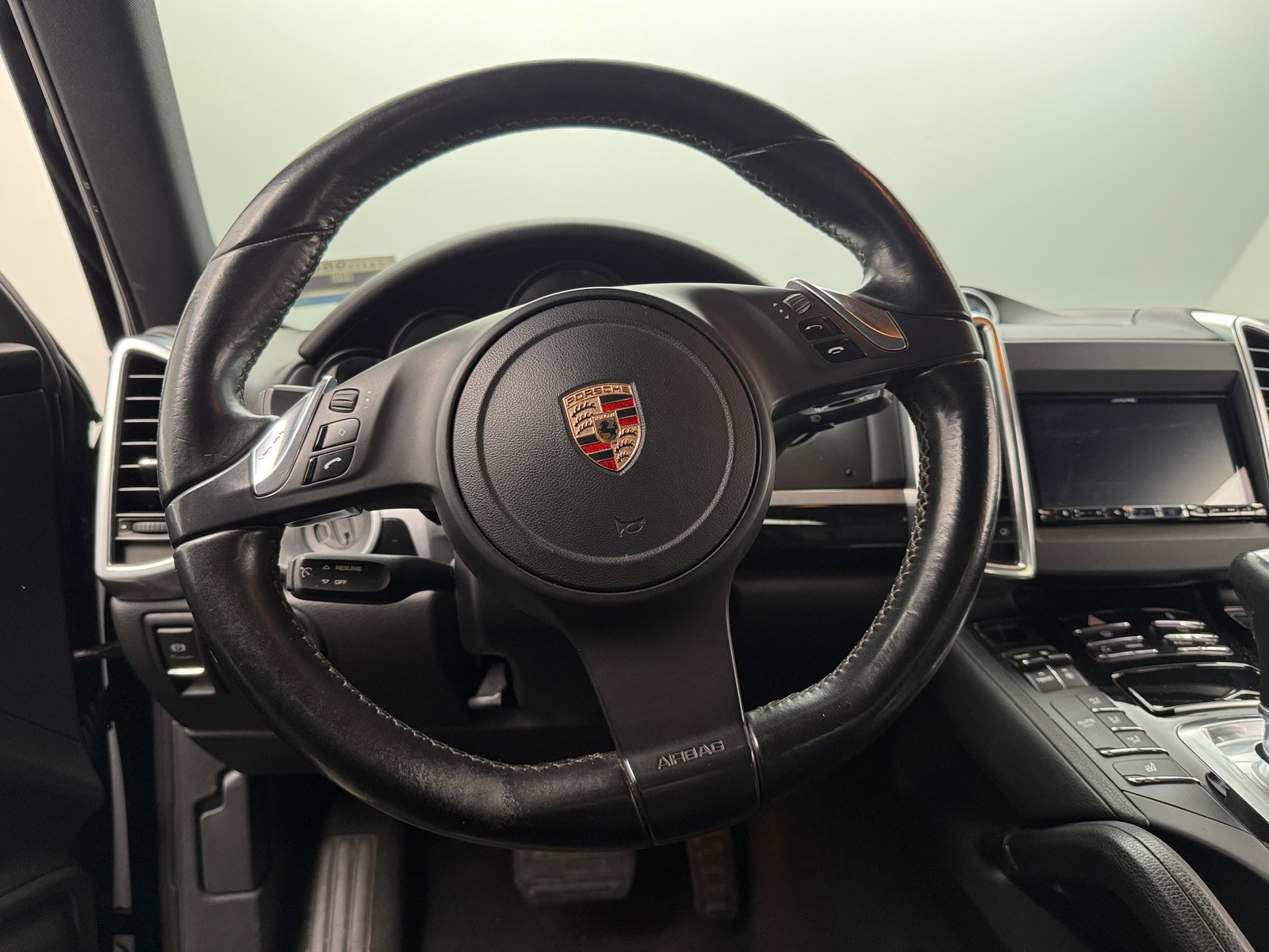 Thumbnail: 2012 Porsche Cayenne - 4