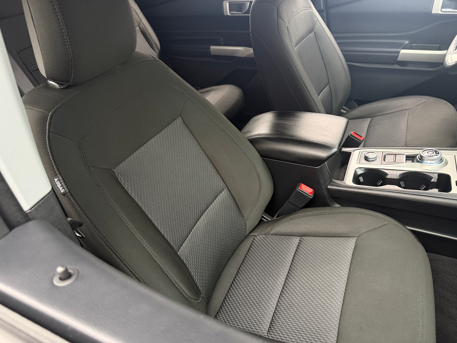 Thumbnail: 2022 Ford Explorer - 2