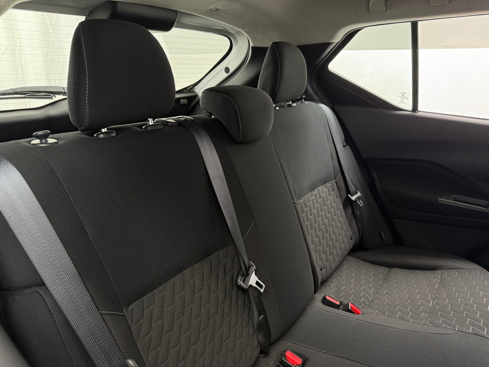 Thumbnail: 2022 Nissan Kicks - 6