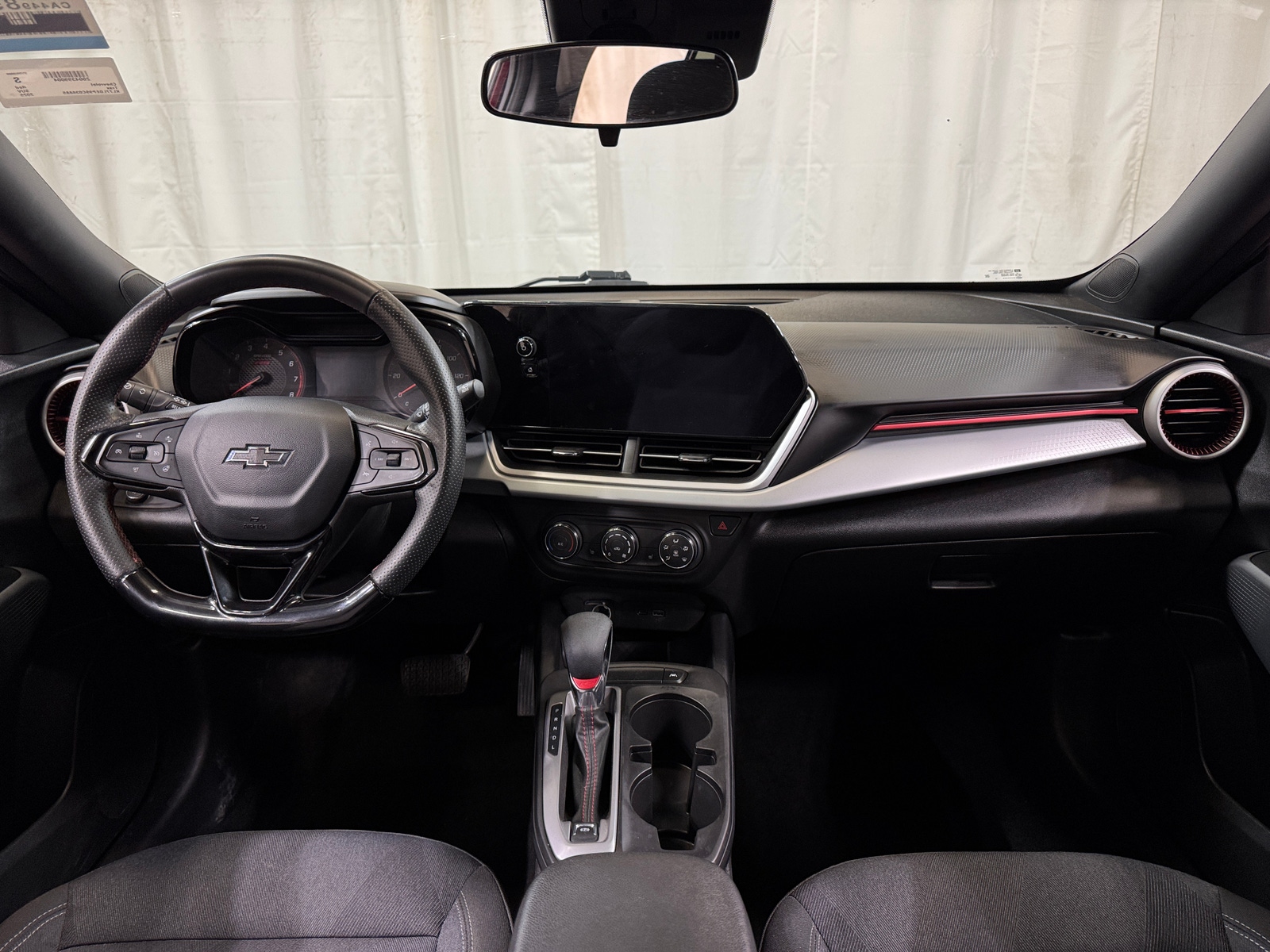 Thumbnail: 2025 Chevrolet Trax - 3