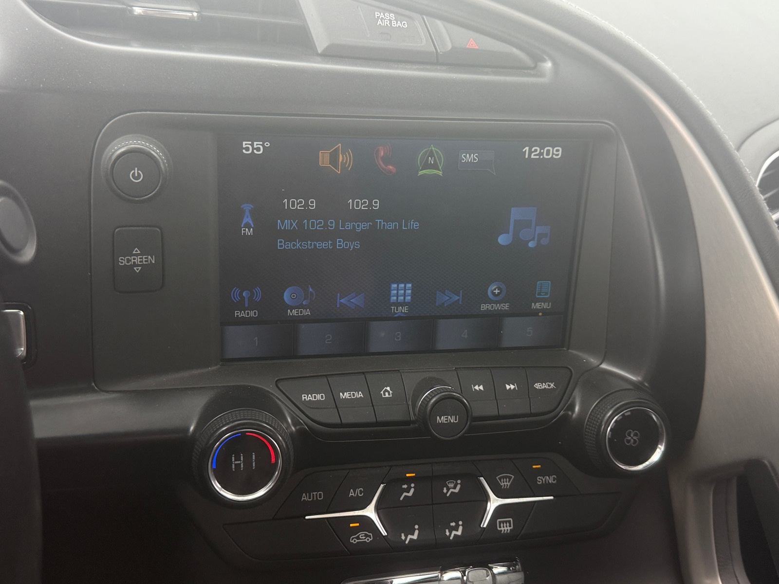 Thumbnail: 2017 Chevrolet Corvette - 3