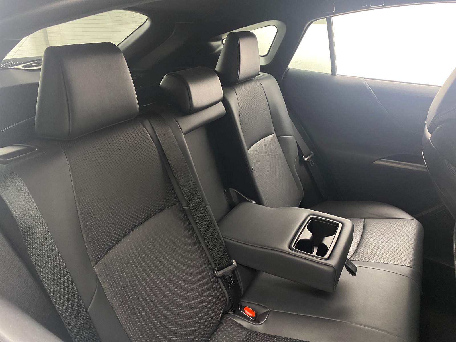 Thumbnail: 2021 Toyota Venza - 6