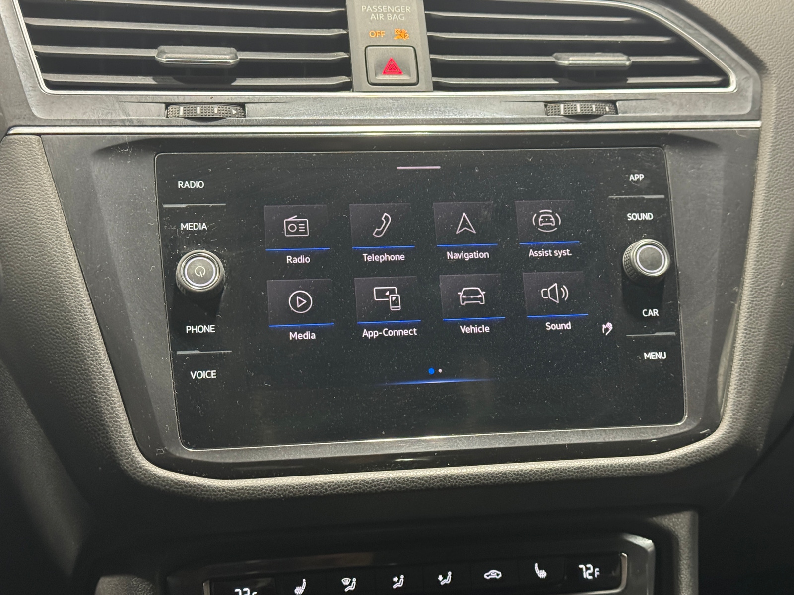 Thumbnail: 2021 Volkswagen Tiguan - 3