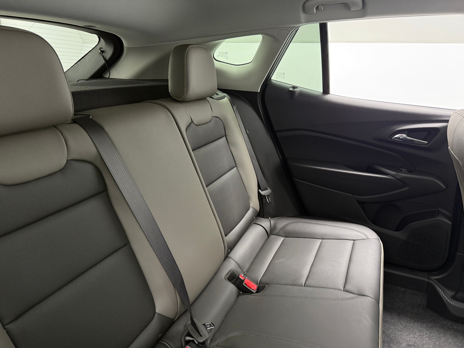 Thumbnail: 2025 Chevrolet Trax - 5