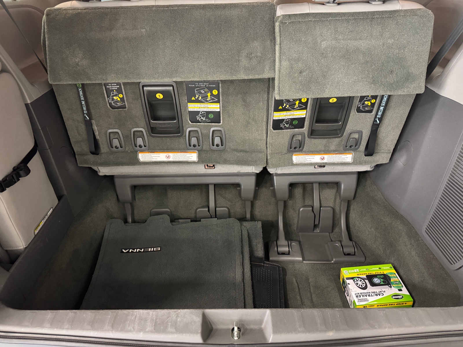 Thumbnail: 2017 Toyota Sienna - 6