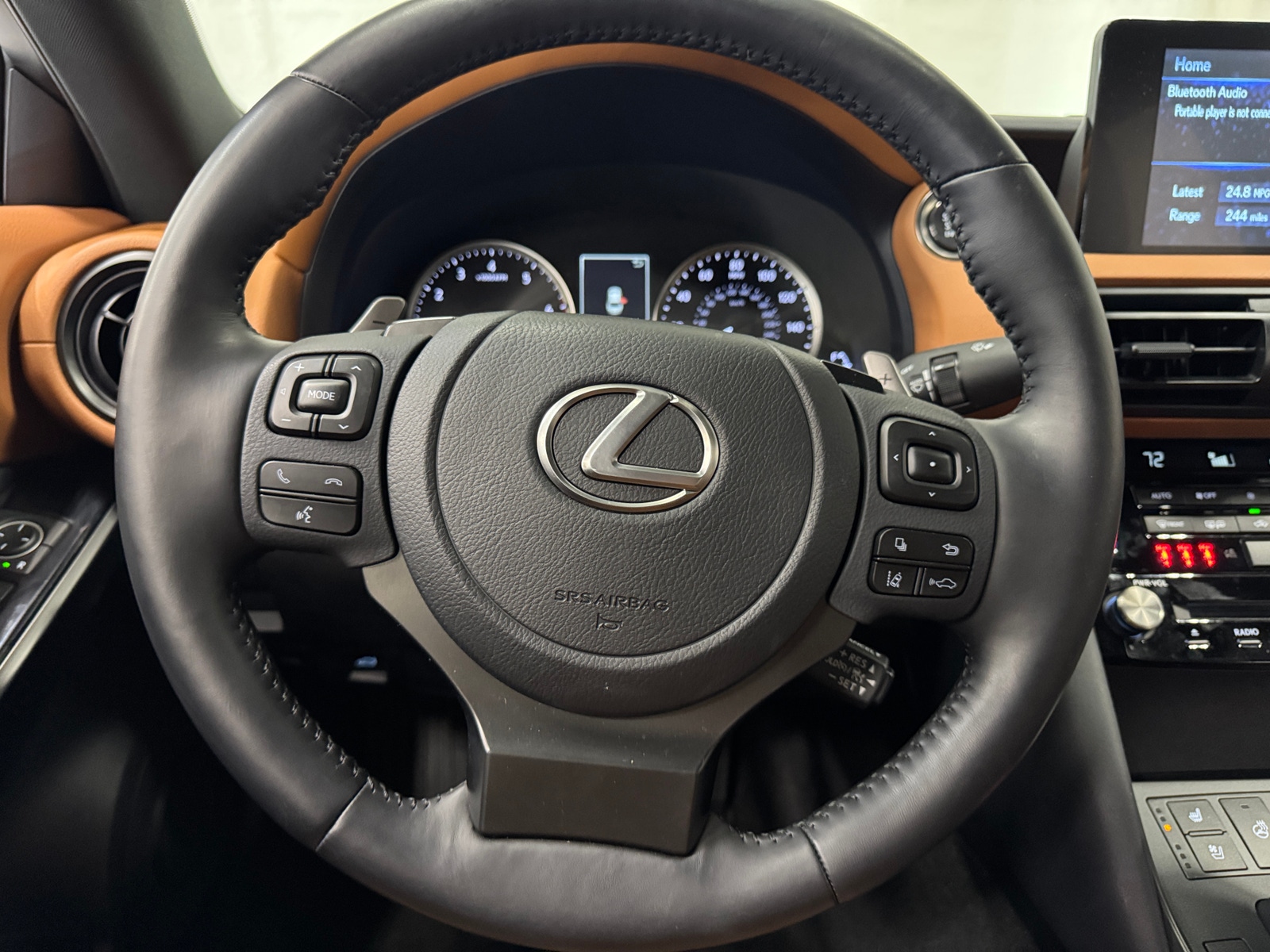 Thumbnail: 2024 Lexus IS - 4