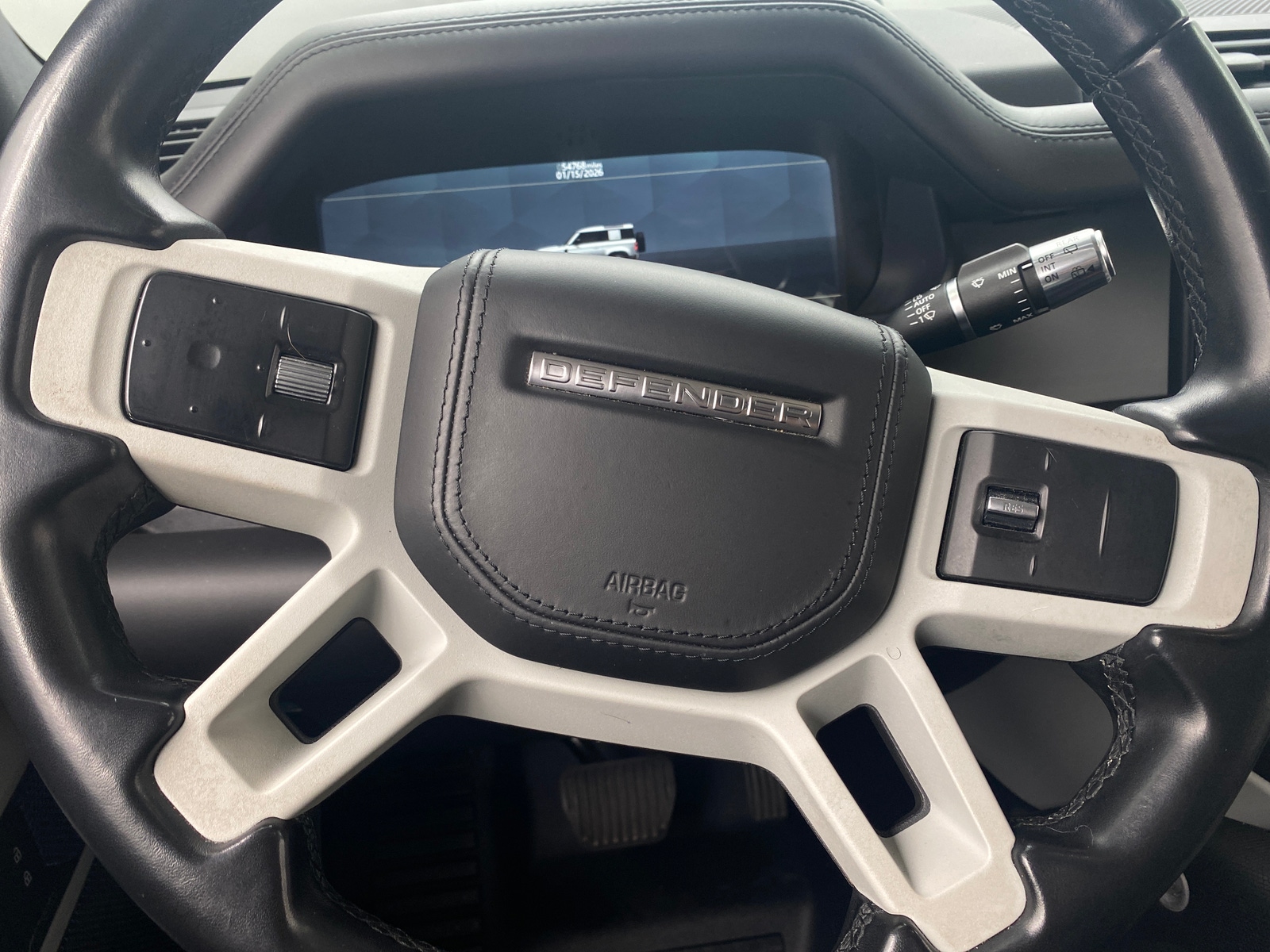 Thumbnail: 2022 Land Rover Defender - 4