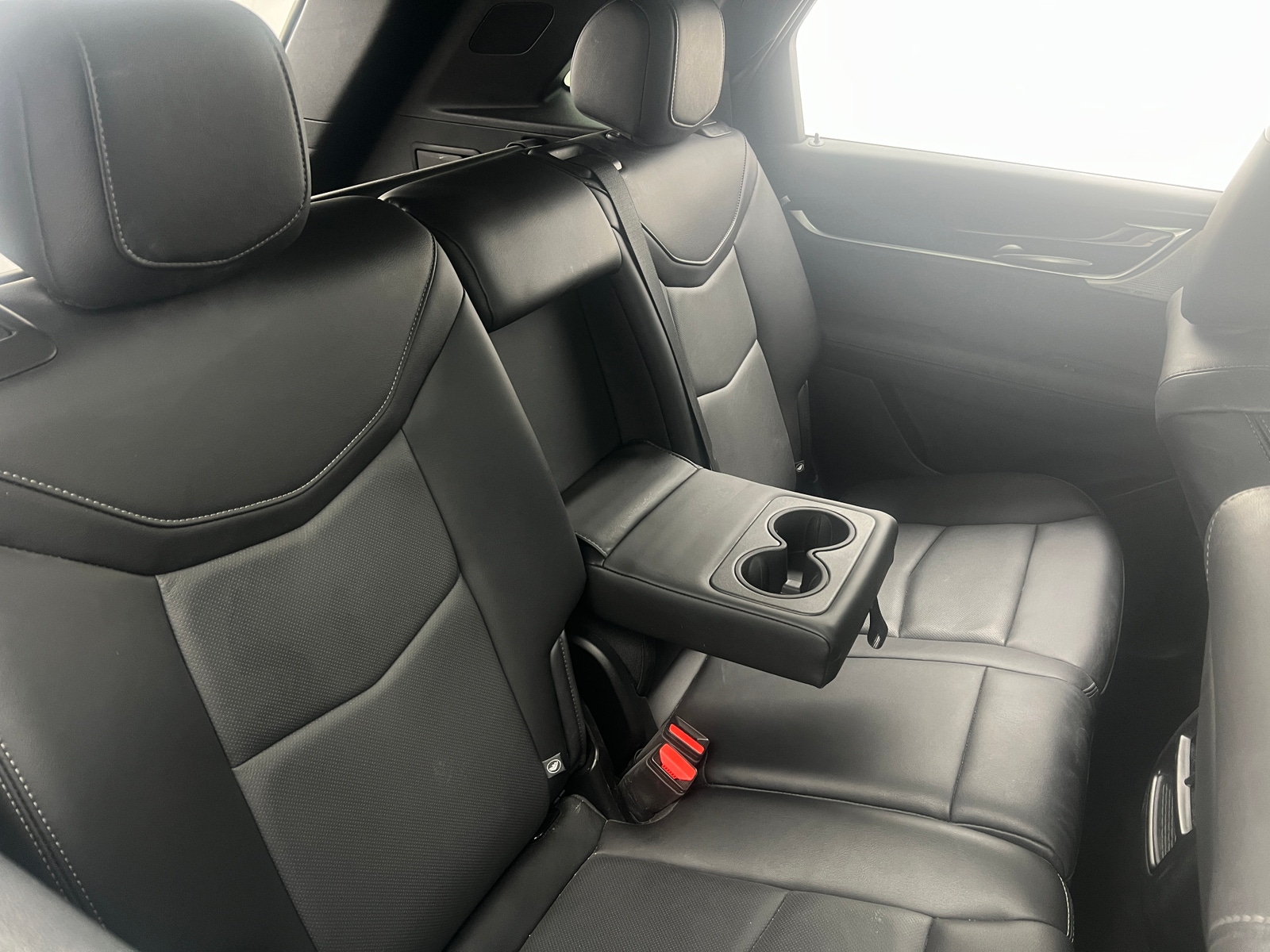 Thumbnail: 2024 Cadillac XT5 - 5