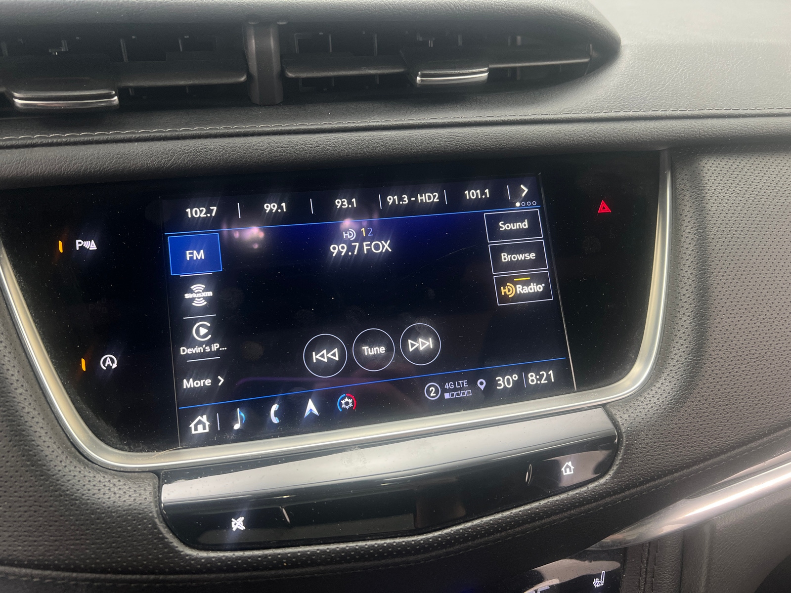 Thumbnail: 2024 Cadillac XT5 - 3